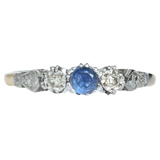 Edwardian Sapphire and Diamond 18 Carat Gold and Platinum Three Stone Ring For Sale