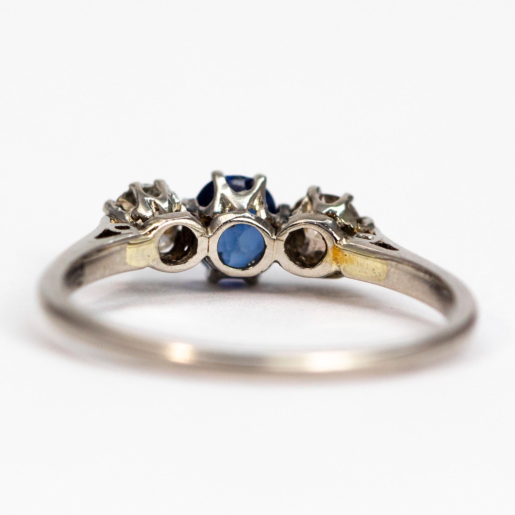 Edwardian Sapphire and Diamond 18 Carat Gold Three-Stone In Good Condition In Chipping Campden, GB