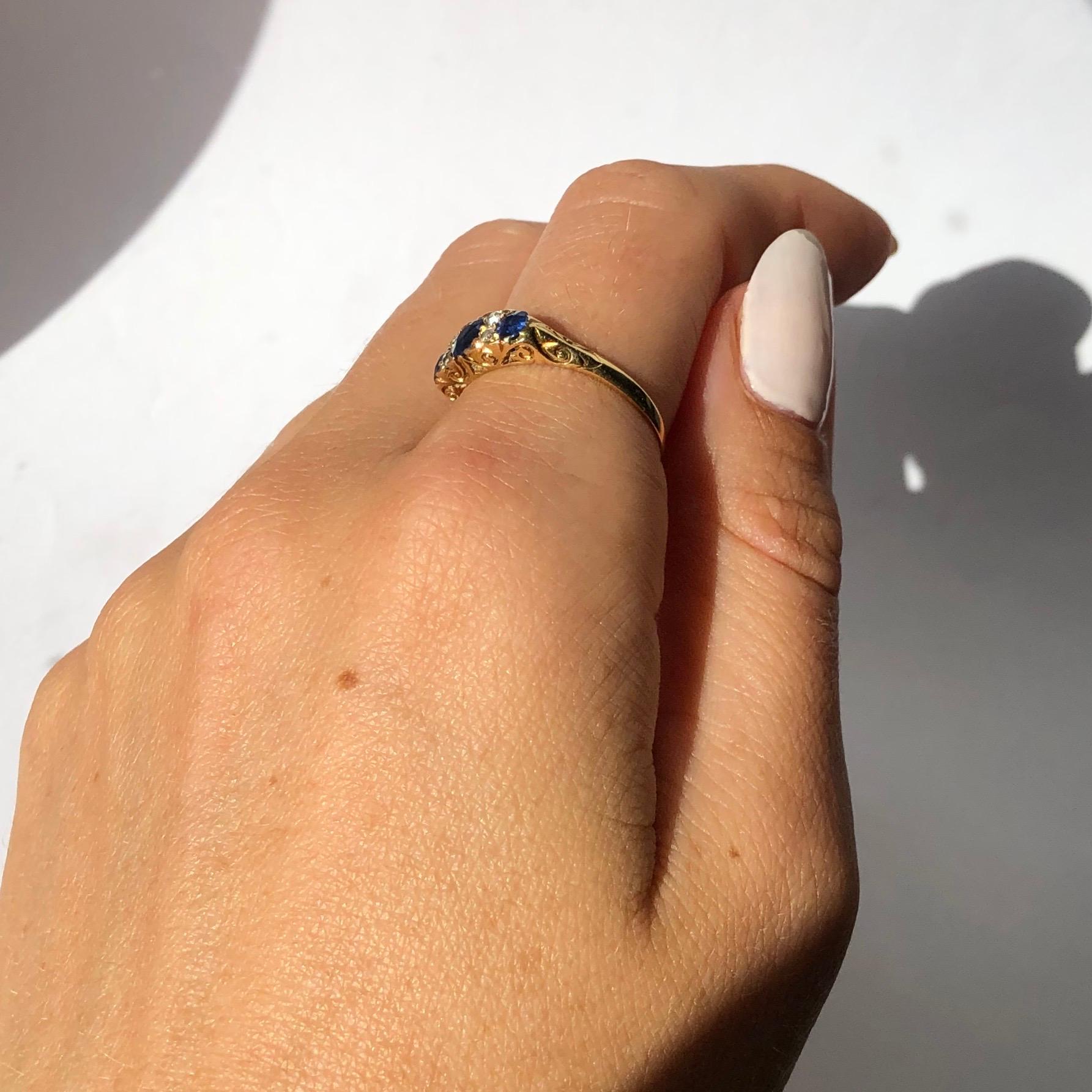 Edwardian Sapphire and Diamond 18 Carat Gold Three-Stone Ring 2
