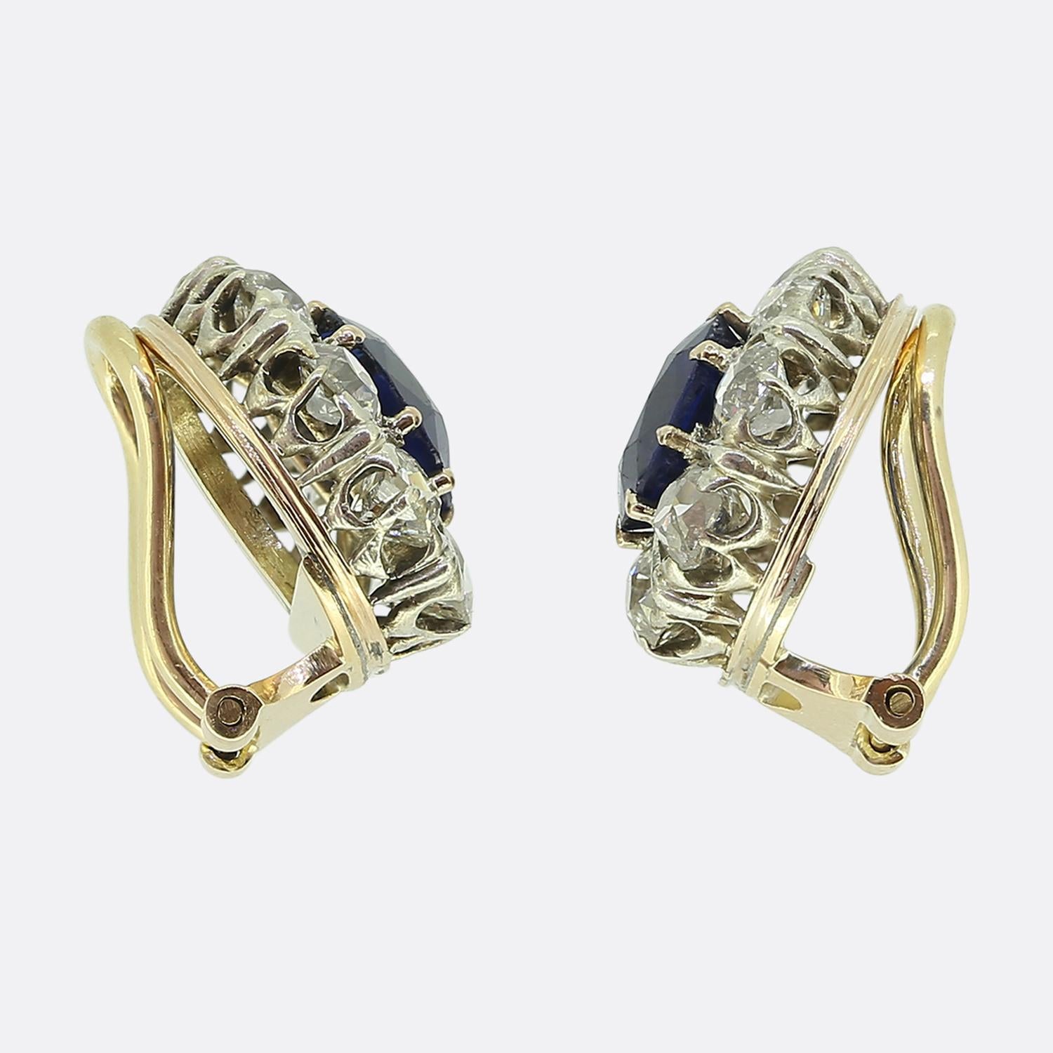 Taille ovale Boucles d'oreilles saphir et diamant de style édouardien en vente