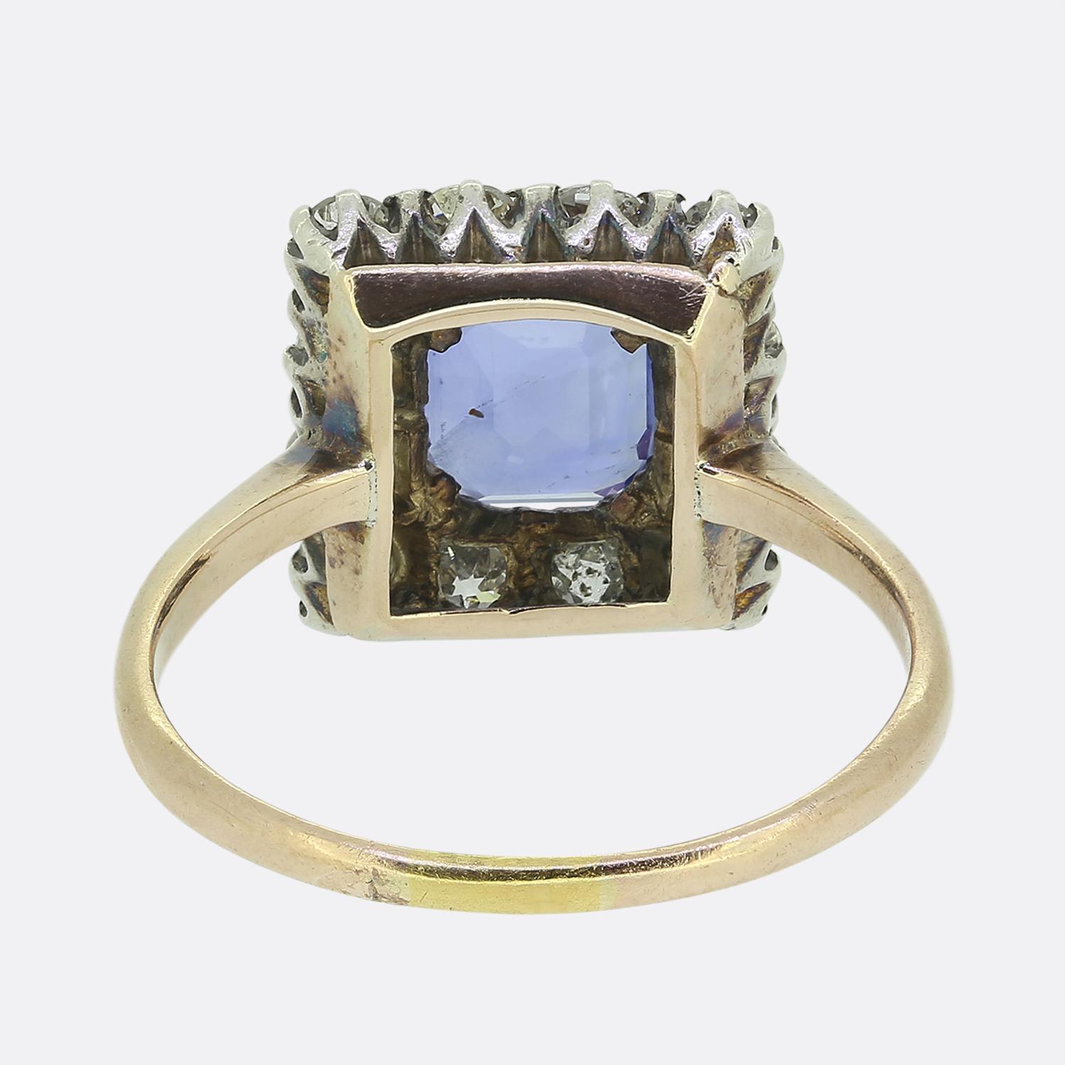 Edwardian Sapphire and Diamond Cluster Ring In Good Condition For Sale In London, GB