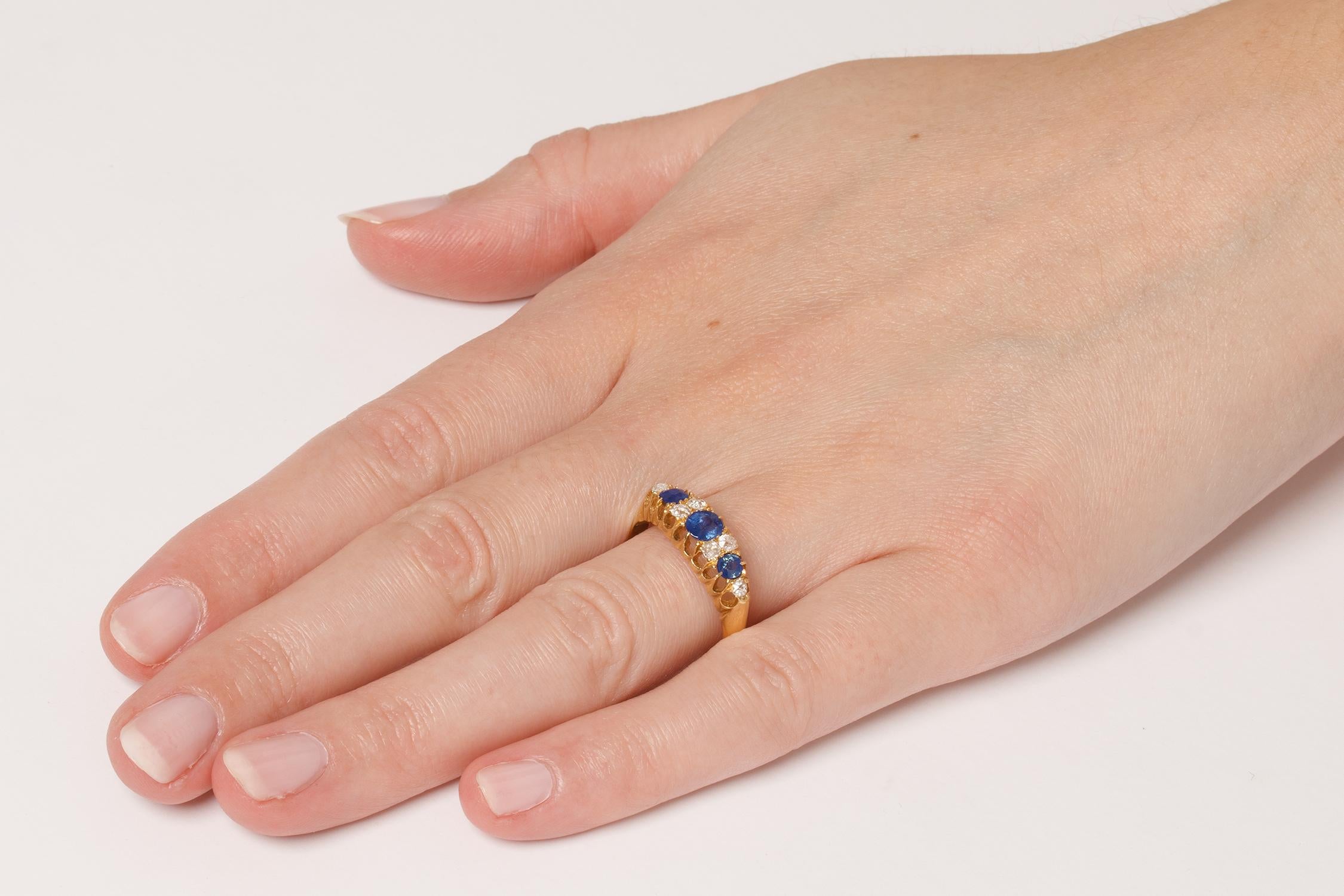 Edwardian Sapphire and Diamond Dress Ring, circa 1906 In Excellent Condition In London, GB