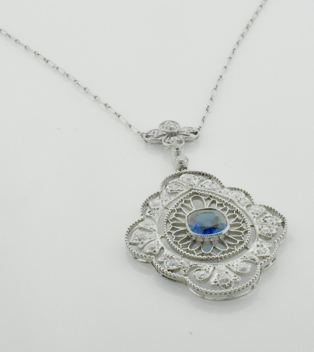 Edwardian Sapphire and Diamond Necklace in Platinum circa 1915 Sapphire 1.70 In Excellent Condition For Sale In Wailea, HI