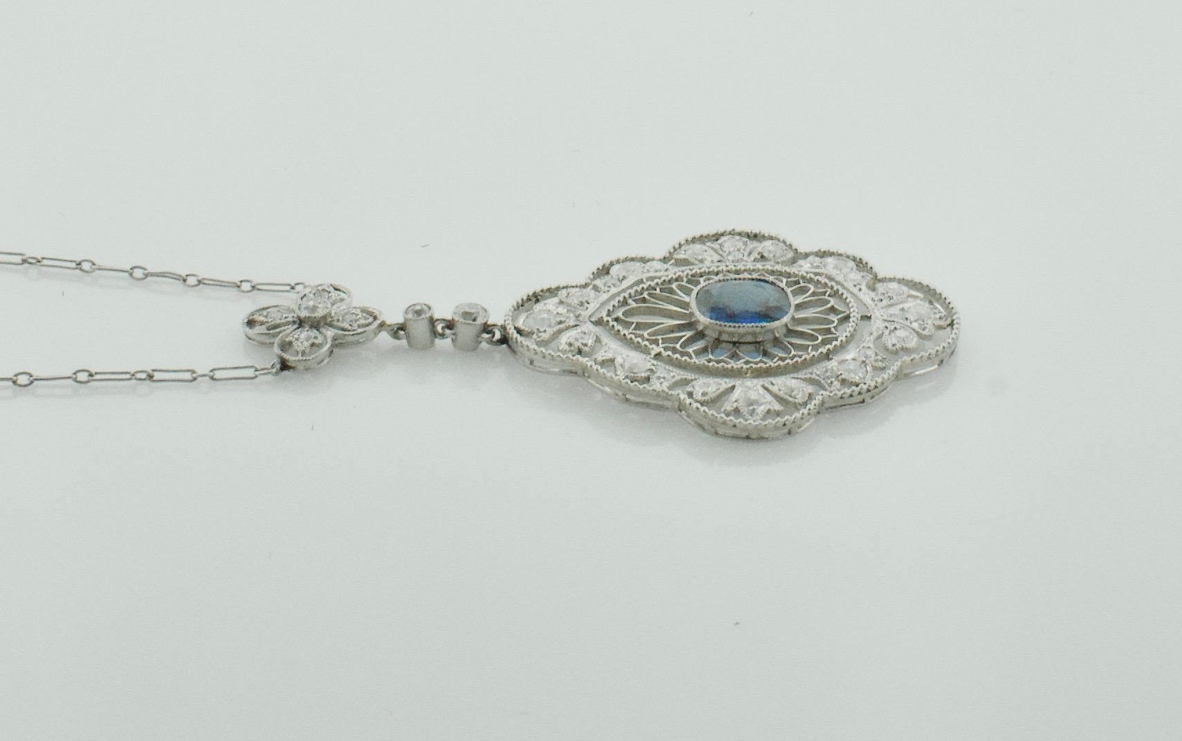 Women's or Men's Edwardian Sapphire and Diamond Necklace in Platinum circa 1915 Sapphire 1.70 For Sale