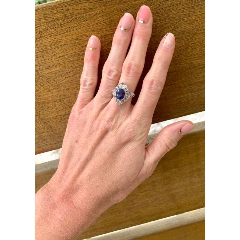 Oval Cut Edwardian Sapphire and Diamond Platinum Ring, circa 1910 For Sale