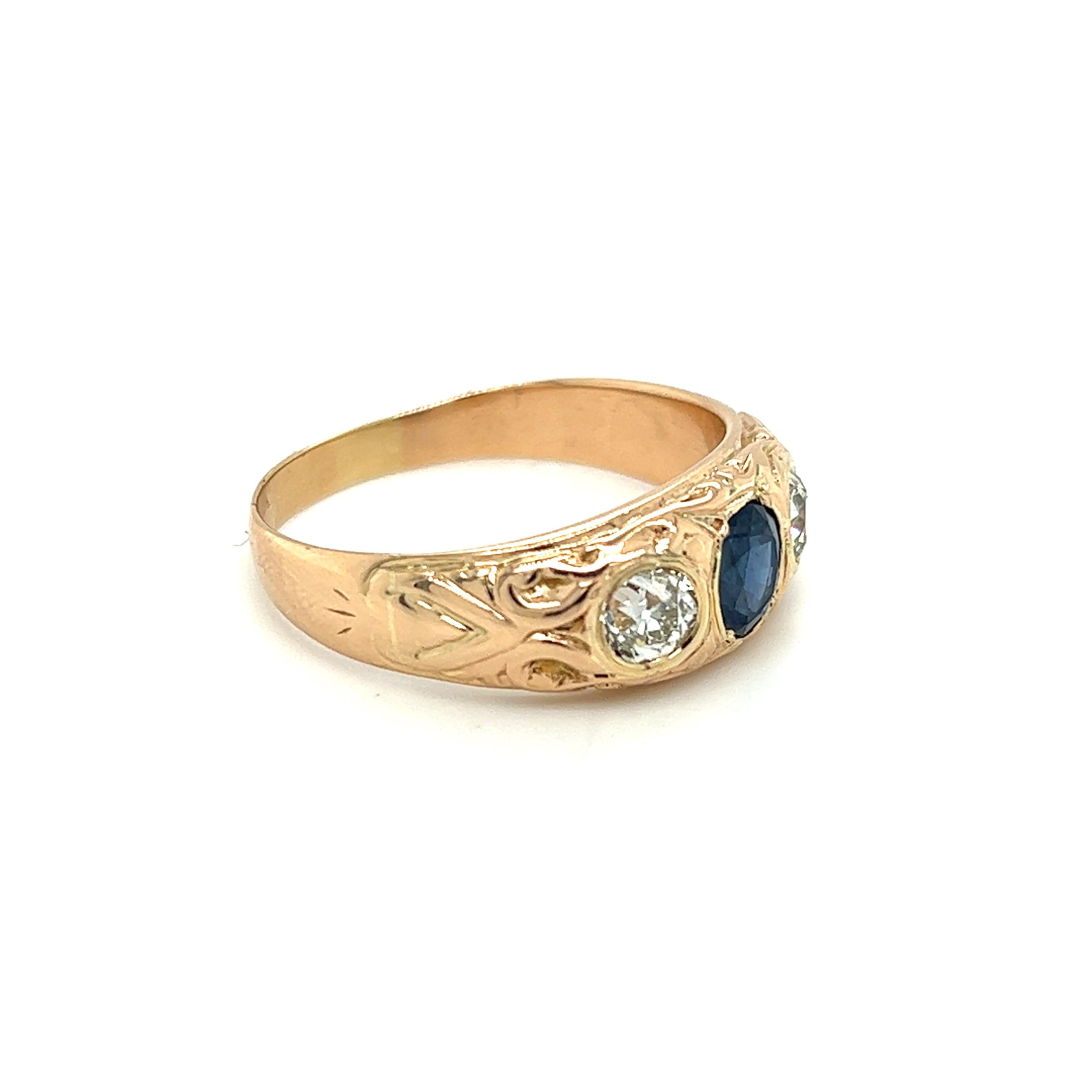 Edwardian Sapphire and Old Mine Cut Diamond Ring in 14k Gold In Good Condition For Sale In Towson, MD