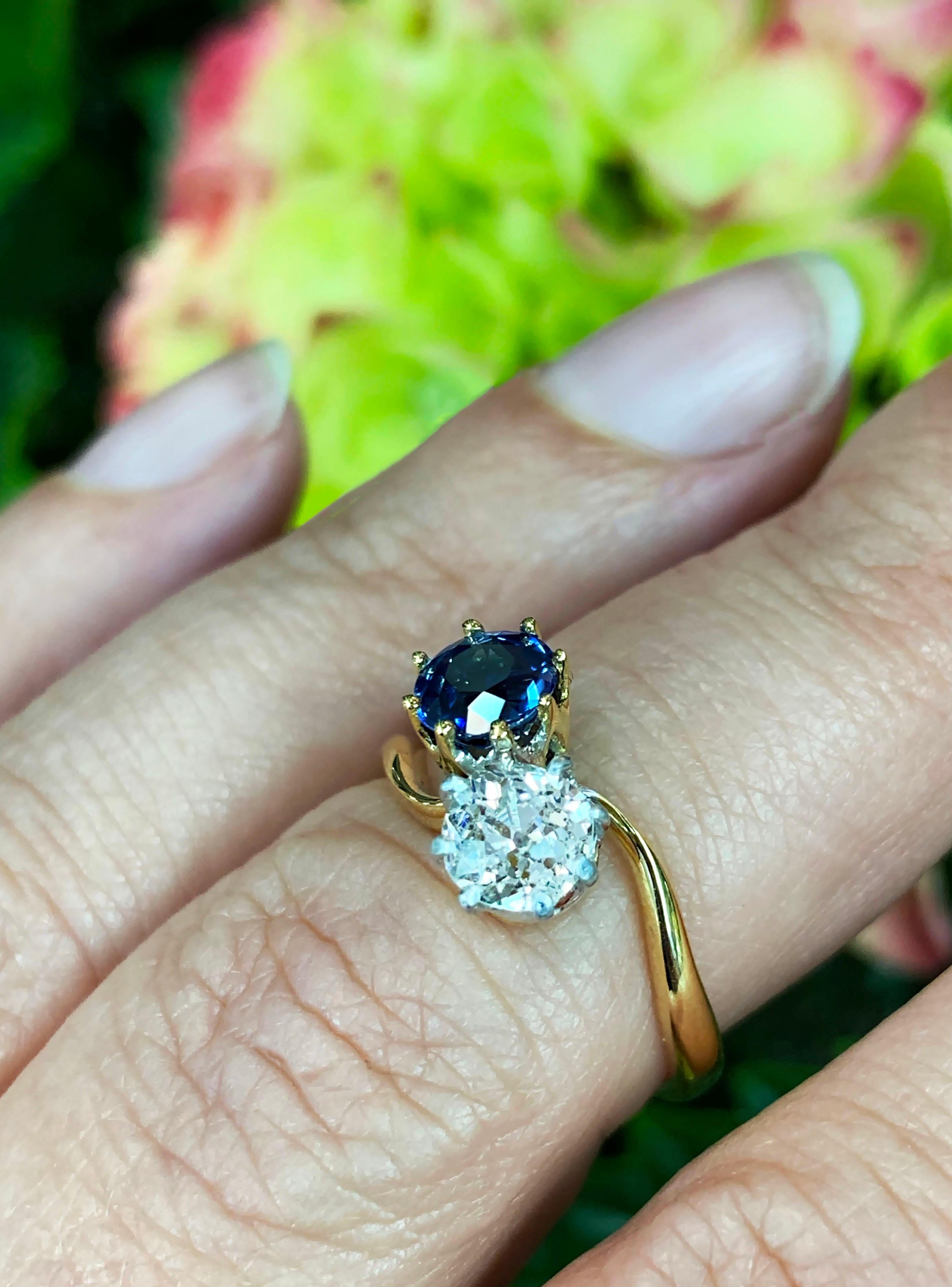 Edwardian Sapphire and Old Mine Cut Diamond Two-Stone Twist Engagement Ring 3