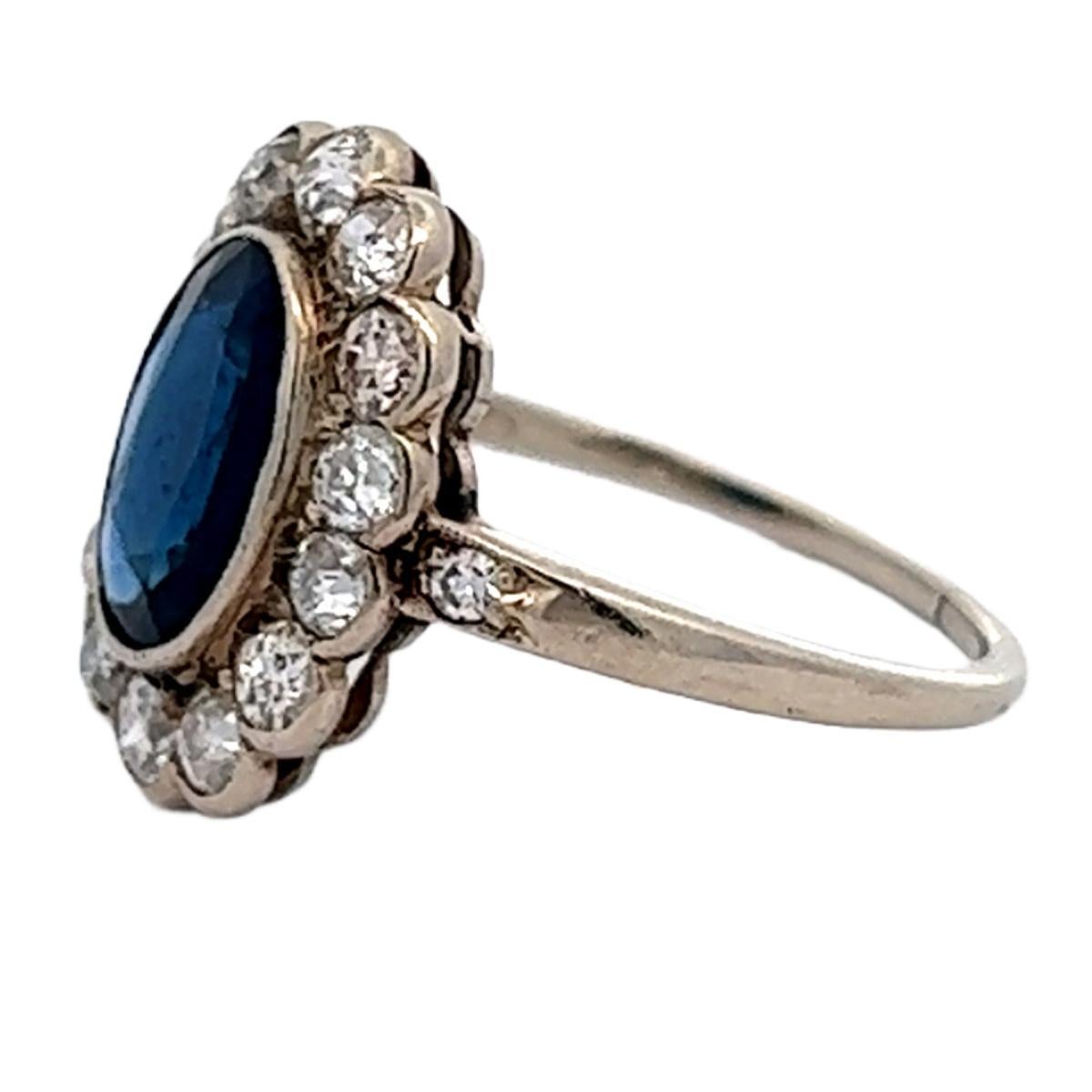 14k Weißgold-Cluster-Ring mit edwardianischem Saphir und Diamant im Zustand „Gut“ in Beverly Hills, CA