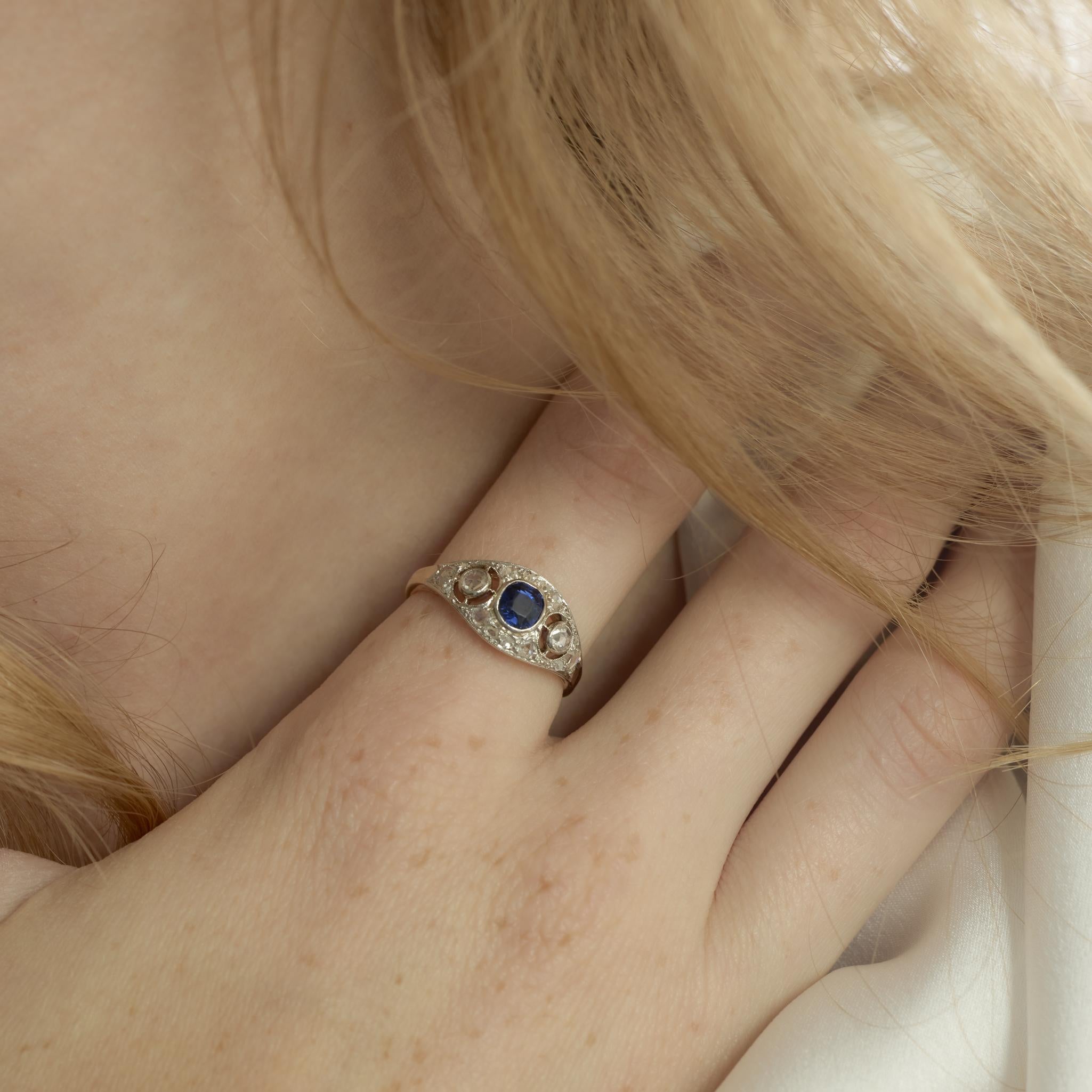 Edwardian sapphire diamond 18k yellow gold and platinum ring For Sale 2
