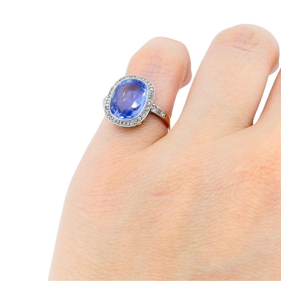 Edoardiano Anello edoardiano in oro platino con zaffiro e diamante in vendita