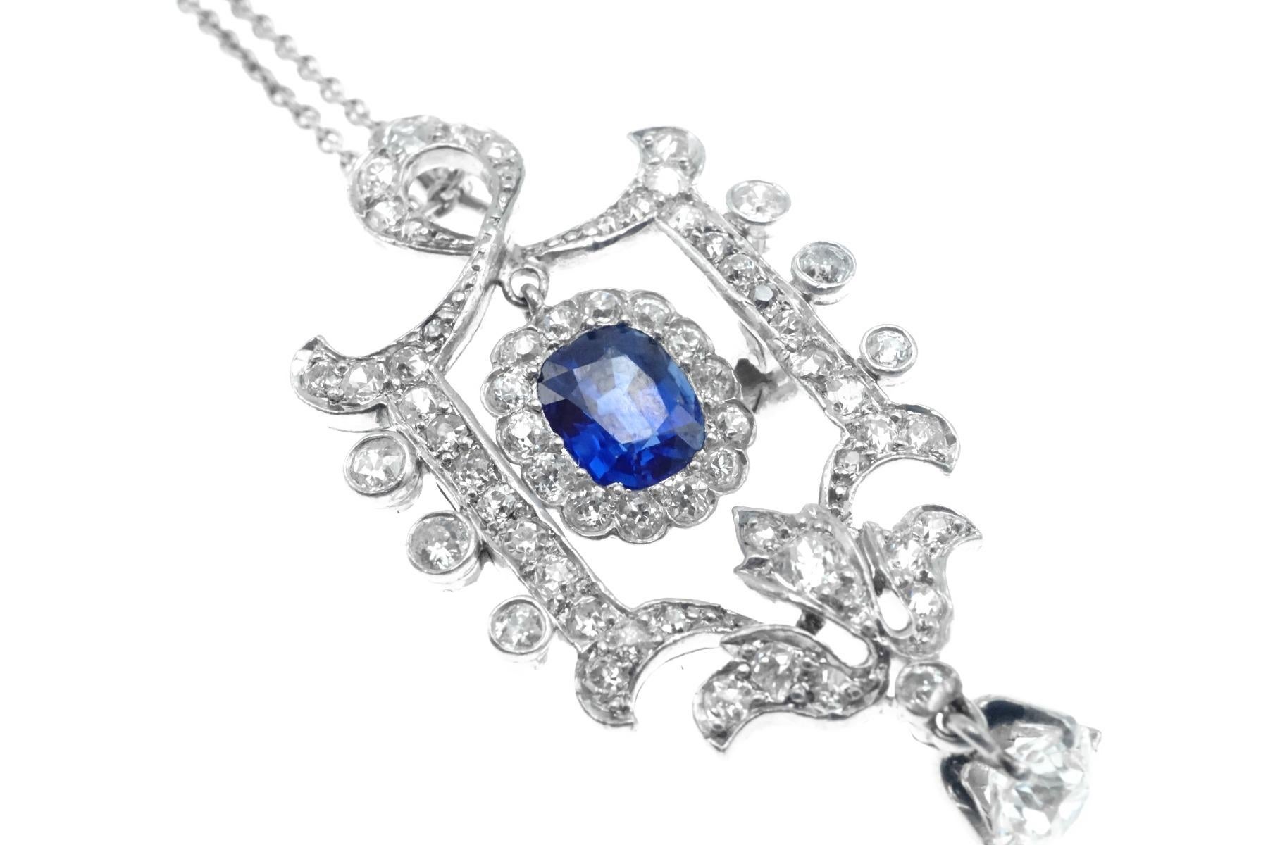 Edwardian Sapphire Diamond Platinum Pendant or Brooch In Excellent Condition For Sale In New York, NY