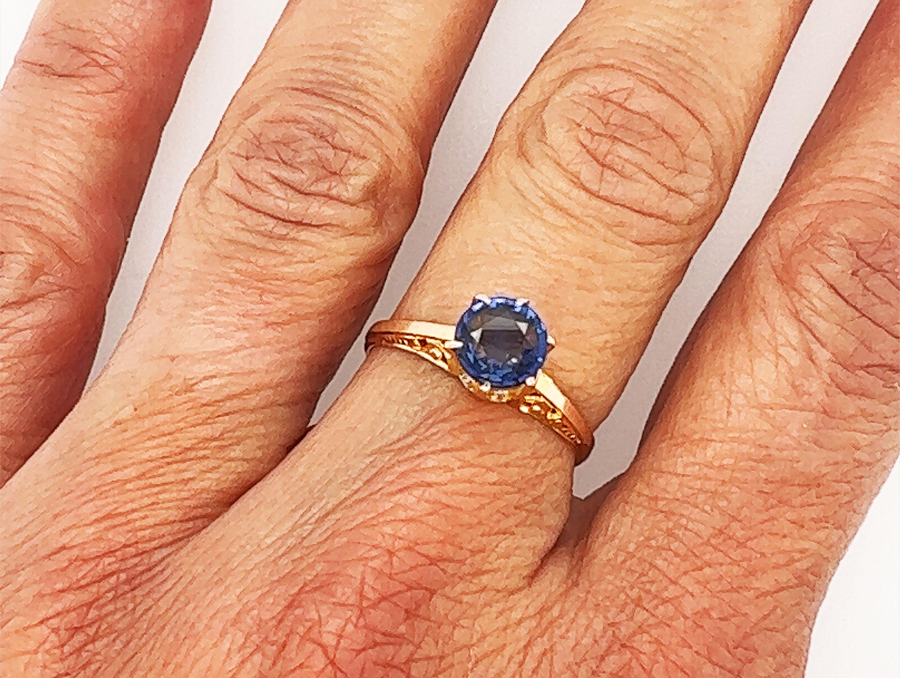 Edwardian Sapphire Ring 1.25ct Round Solitaire Original 1900s Antique Yellow Go For Sale 3