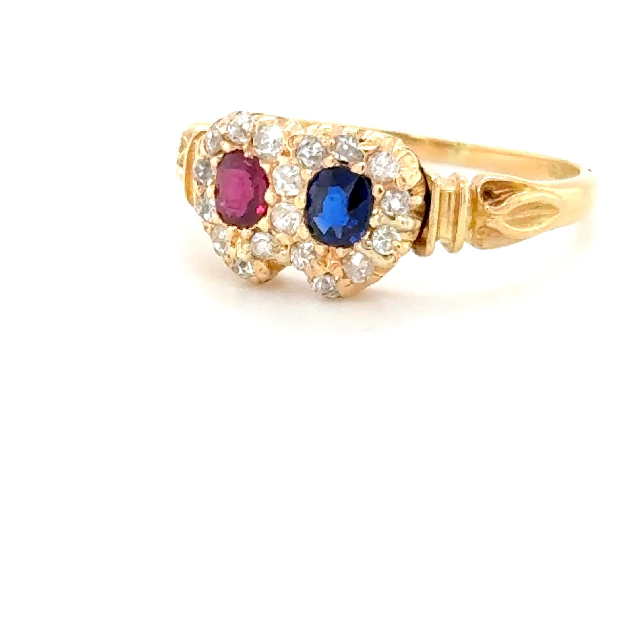 Bague édouardienne en or jaune 18 carats saphir rubis diamant Toi et Moi Cluster en vente 5