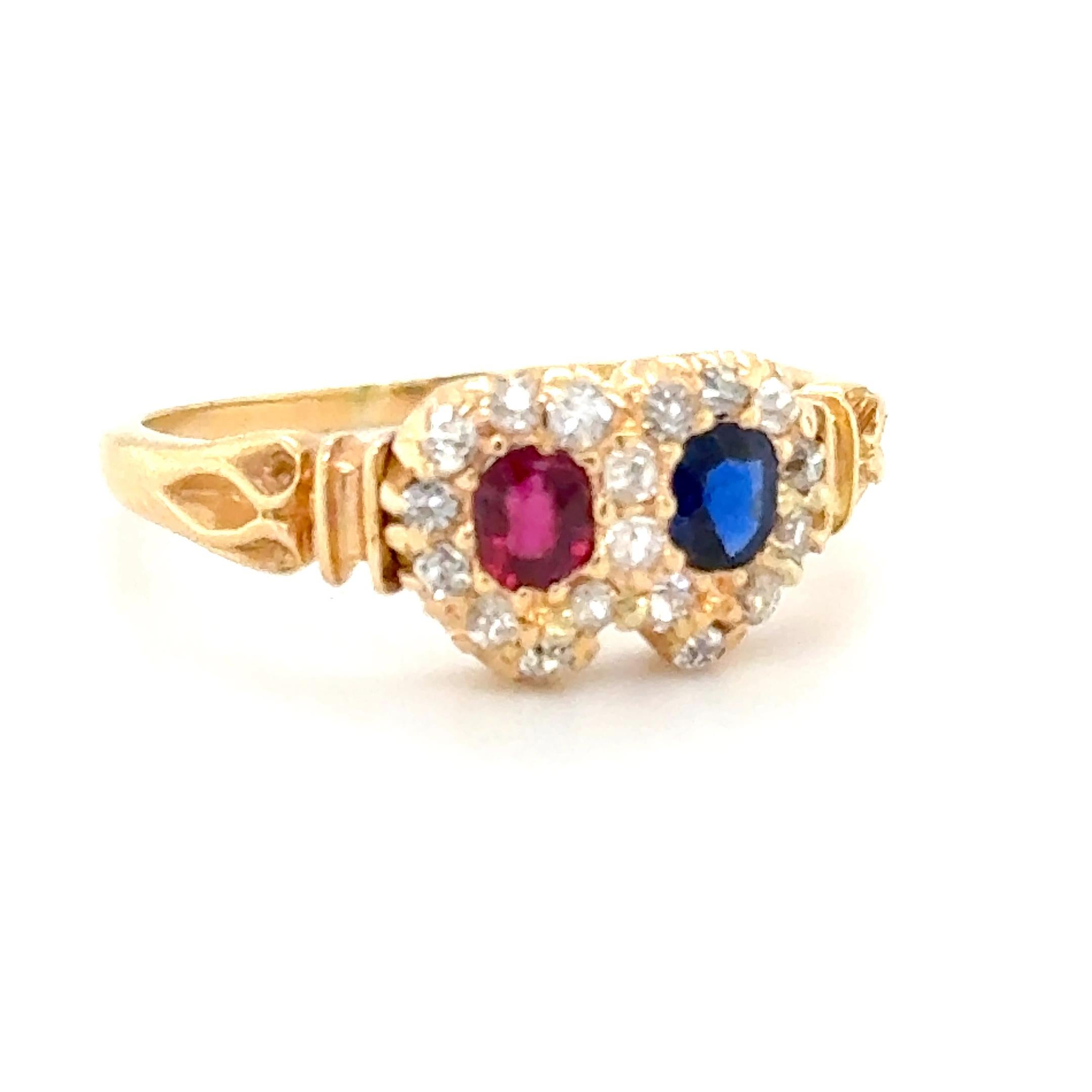 Bague édouardienne en or jaune 18 carats saphir rubis diamant Toi et Moi Cluster en vente 6