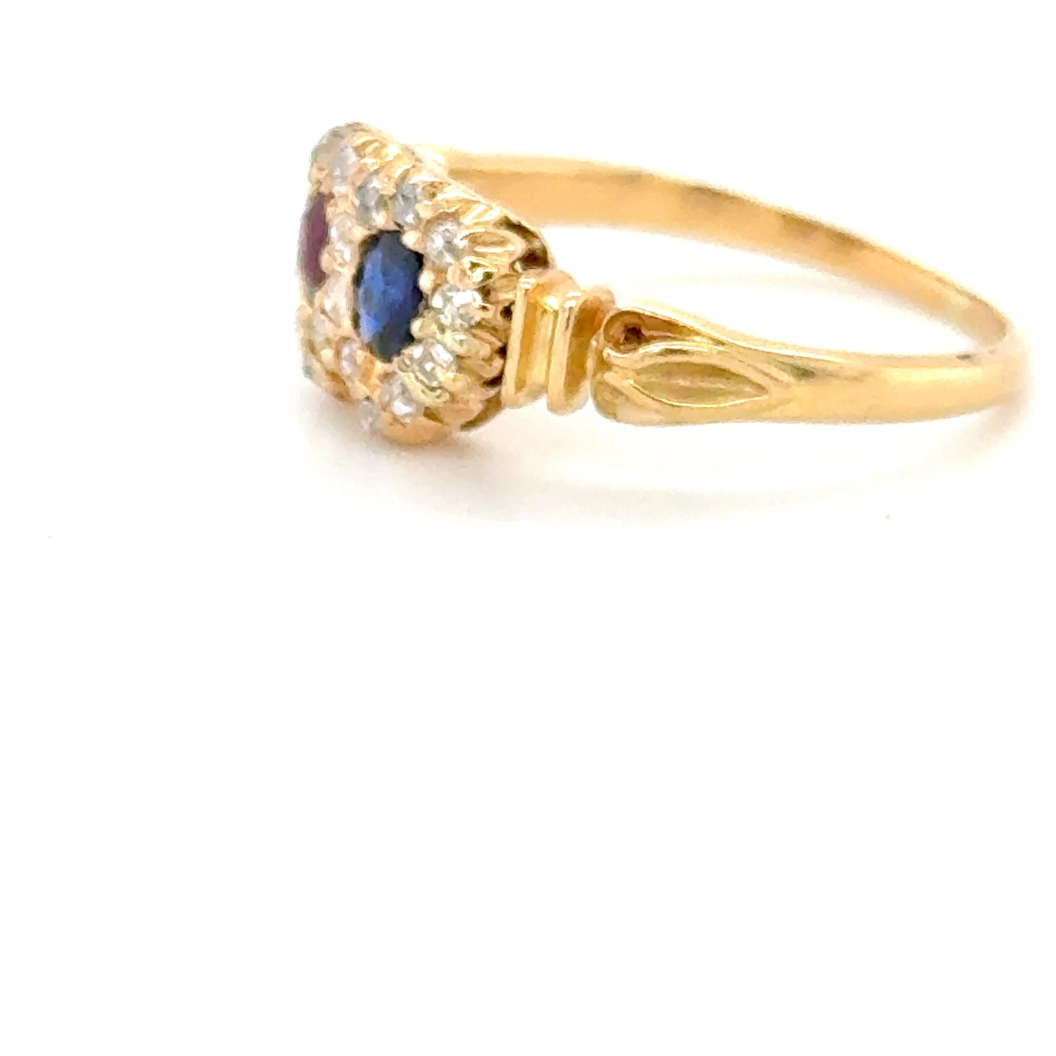Bague édouardienne en or jaune 18 carats saphir rubis diamant Toi et Moi Cluster en vente 7