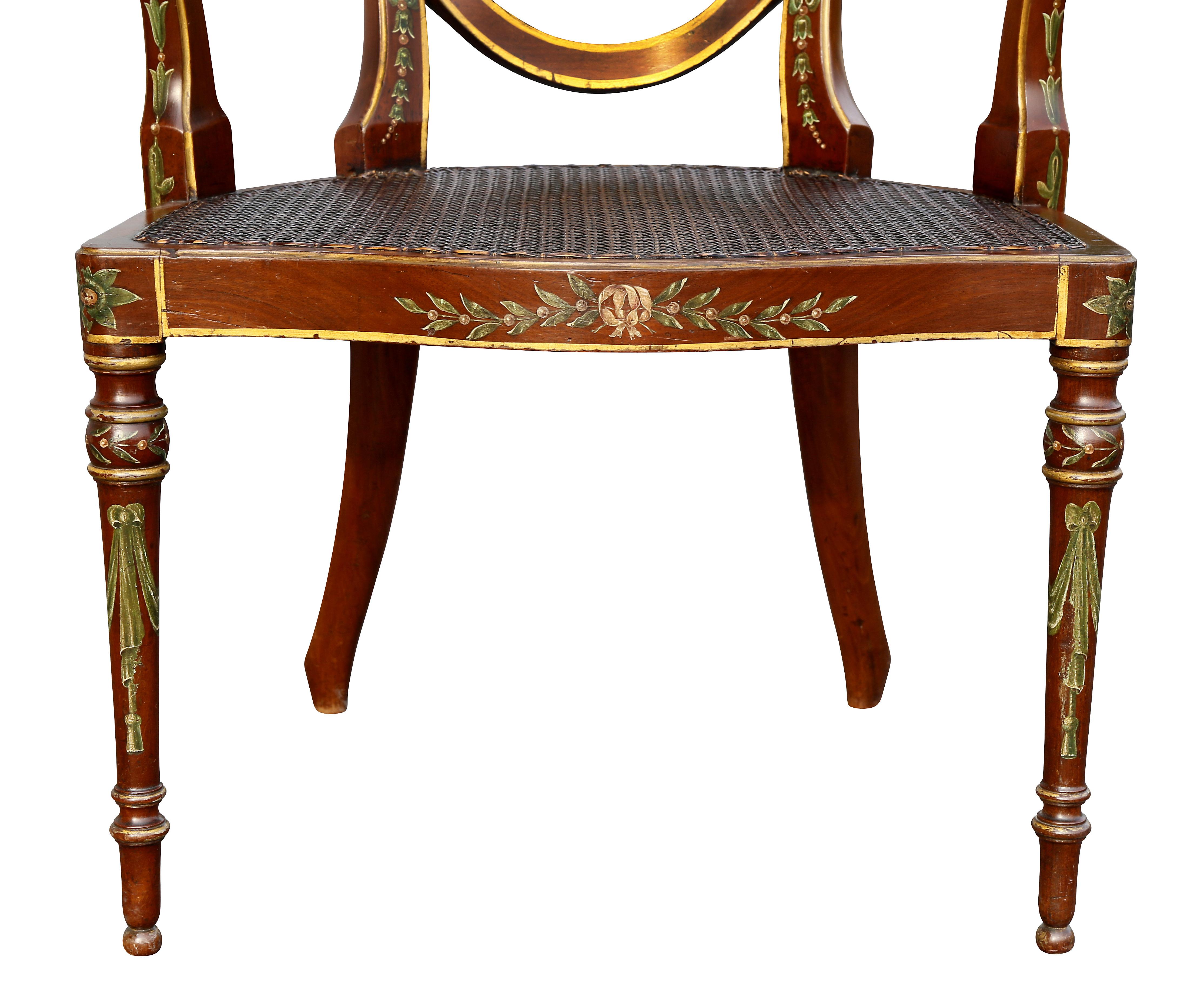 Edwardianischer Armlehnstuhl aus Satinholz und bemalt (Seidenholz) im Angebot