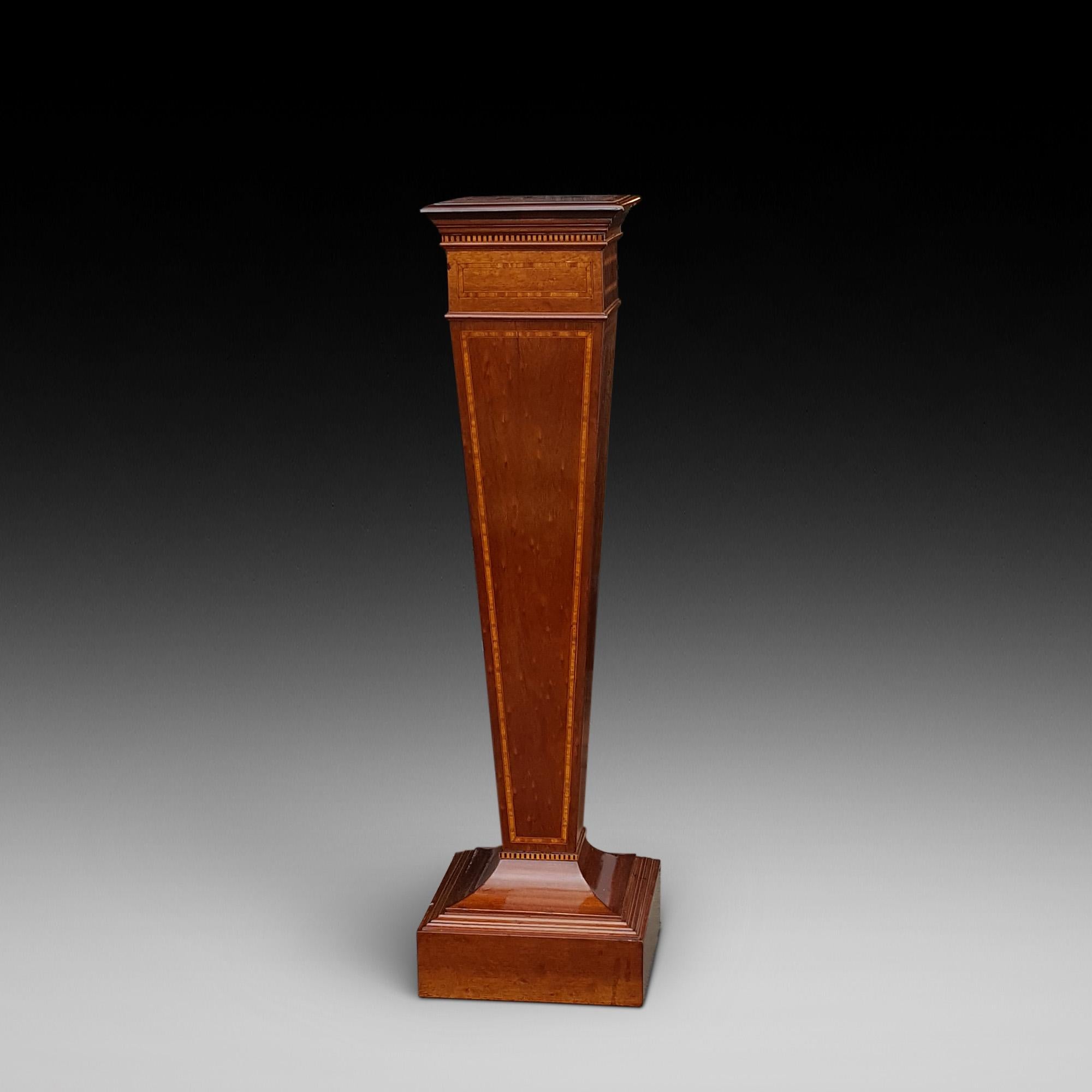 Edwardian satinwood banded mahogany pedestal torchere of Sheraton Revival design 14