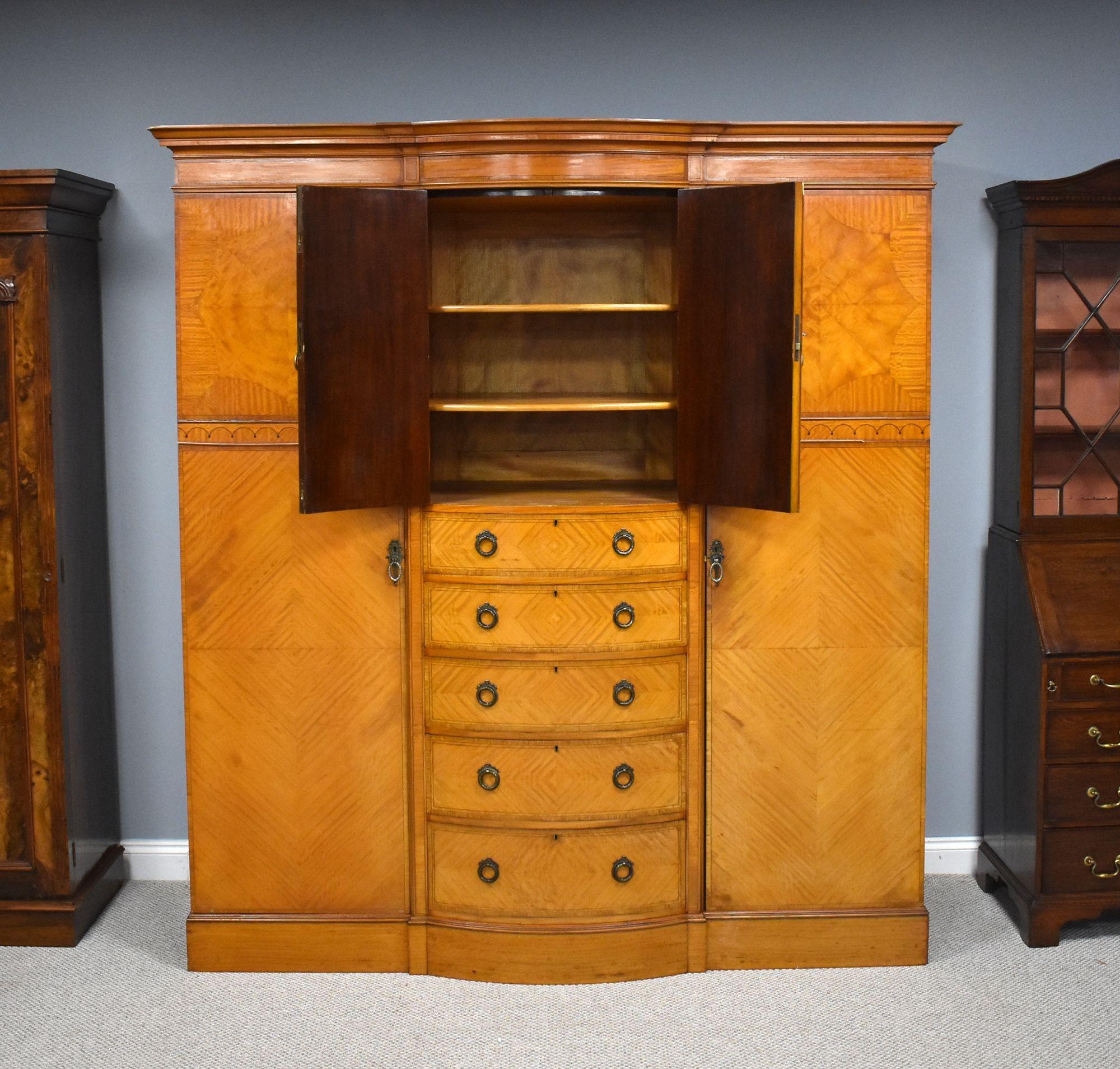 Legno di seta Armadio a due ante in legno di raso edoardiano