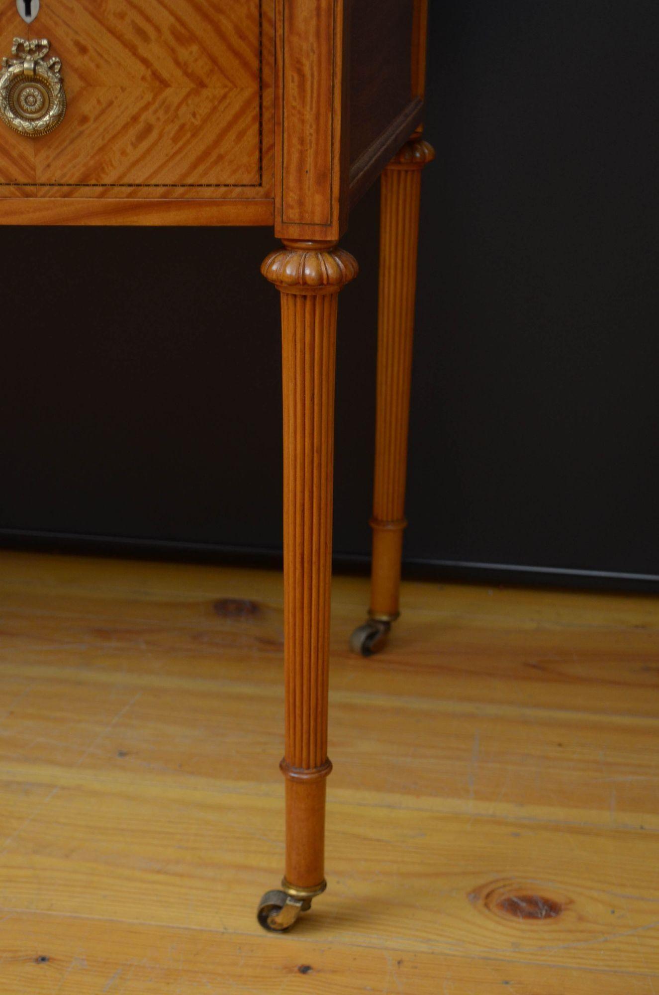 Edwardian Satinwood Dressing Table For Sale 12