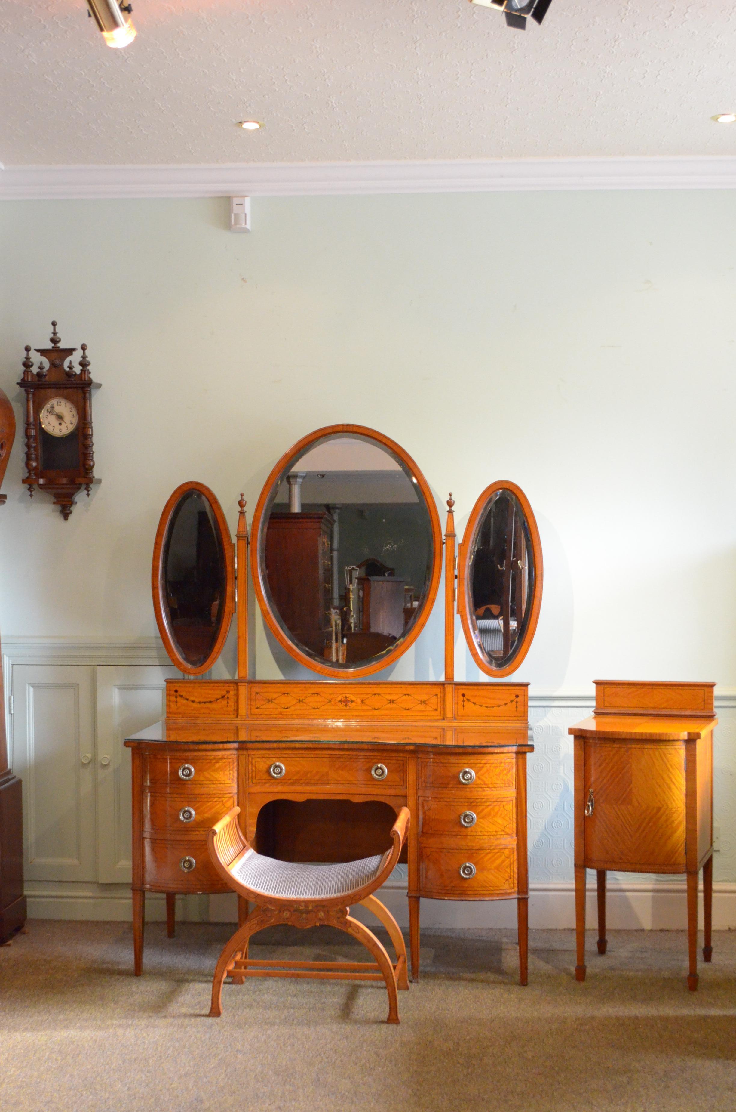 Edwardian Satinwood Dressing Table 13