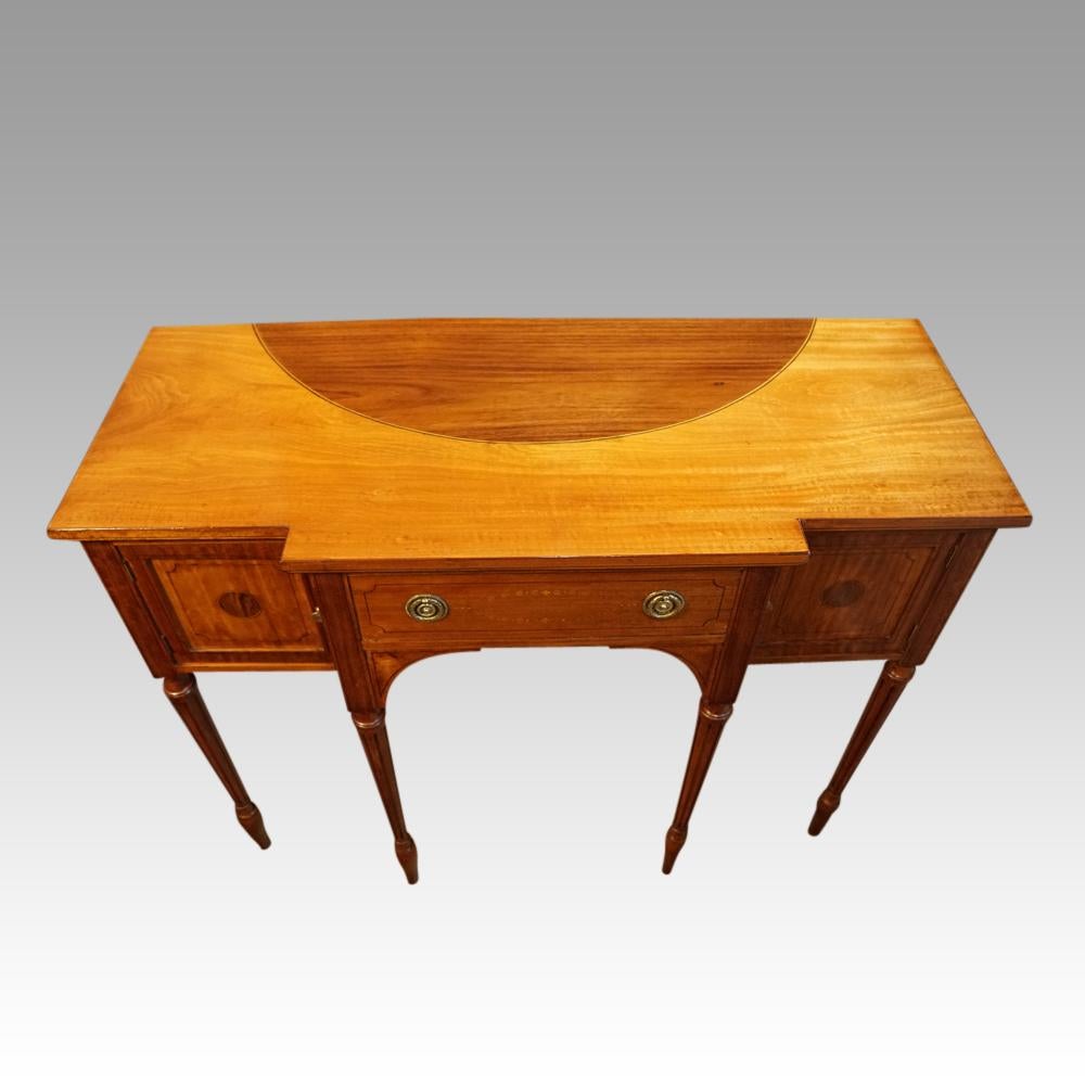 Edwardian inlaid satinwood small sideboard
This delightful Edwardian inlaid satinwood small sideboard was made circa 1900.

Imagine the elegance this will give to a drawing room, dining room or other suitable area of your home.

It has the