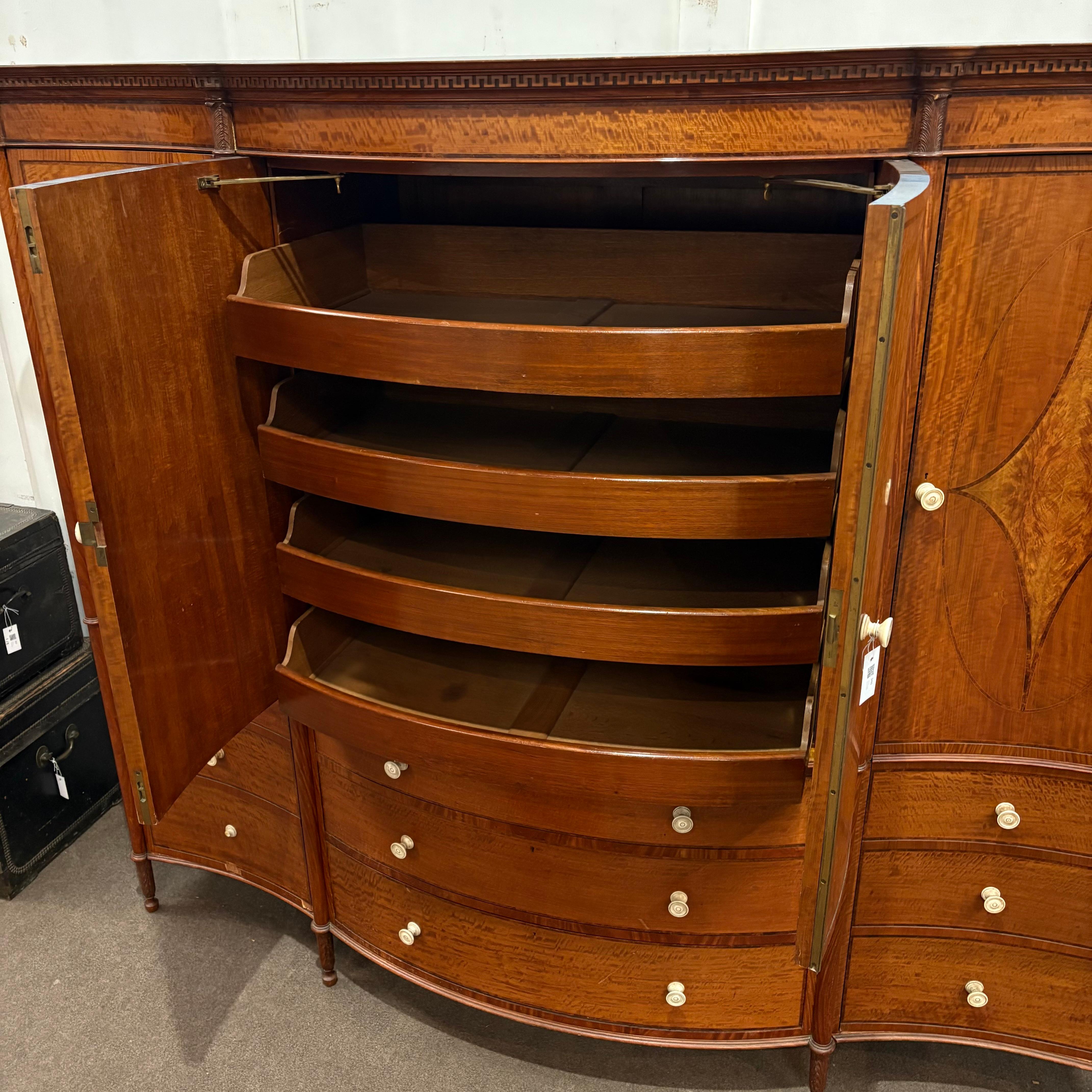Edwardian Satinwood Garderobe von höchster Qualität im Angebot 5