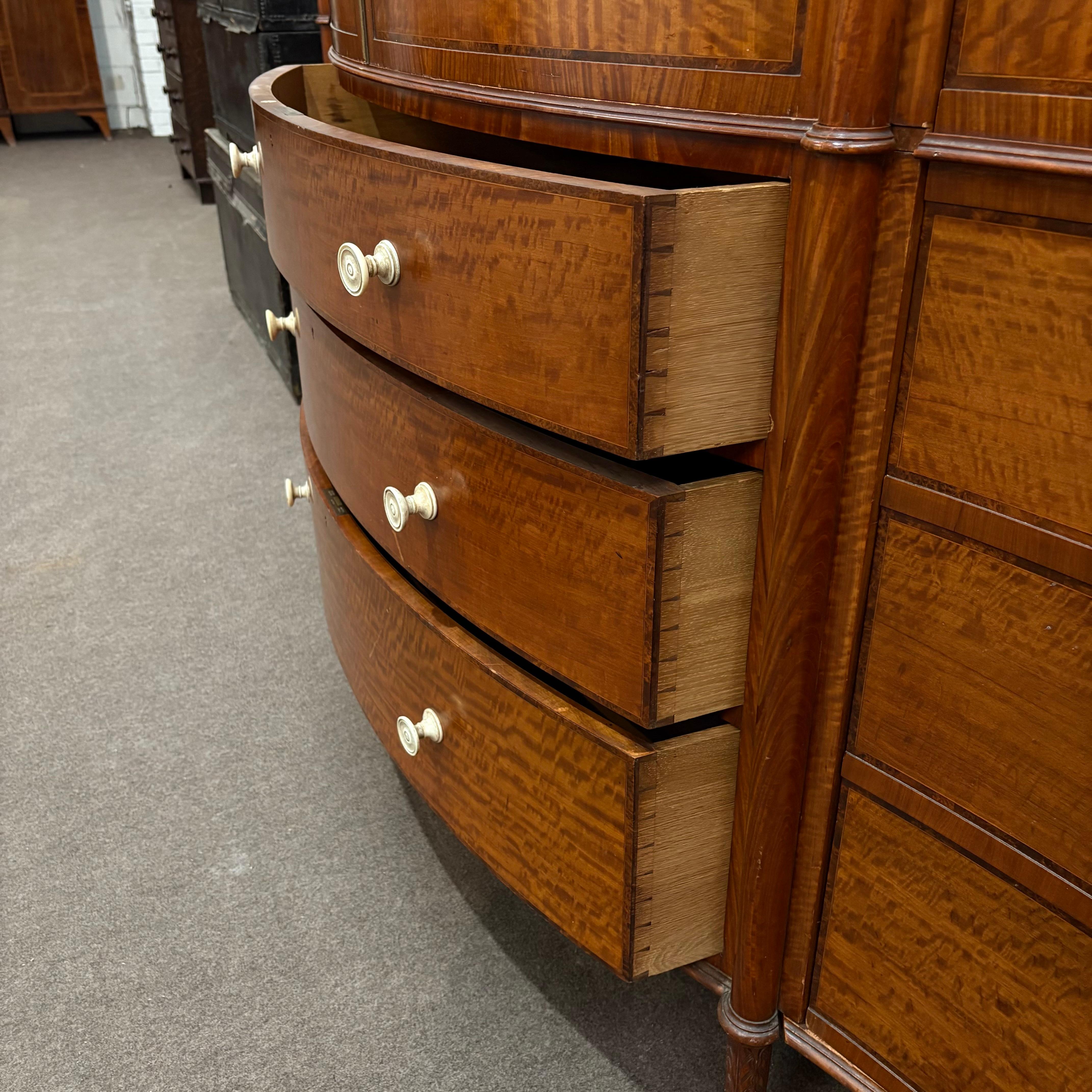 Edwardian Satinwood Garderobe von höchster Qualität im Zustand „Gut“ im Angebot in London, GB