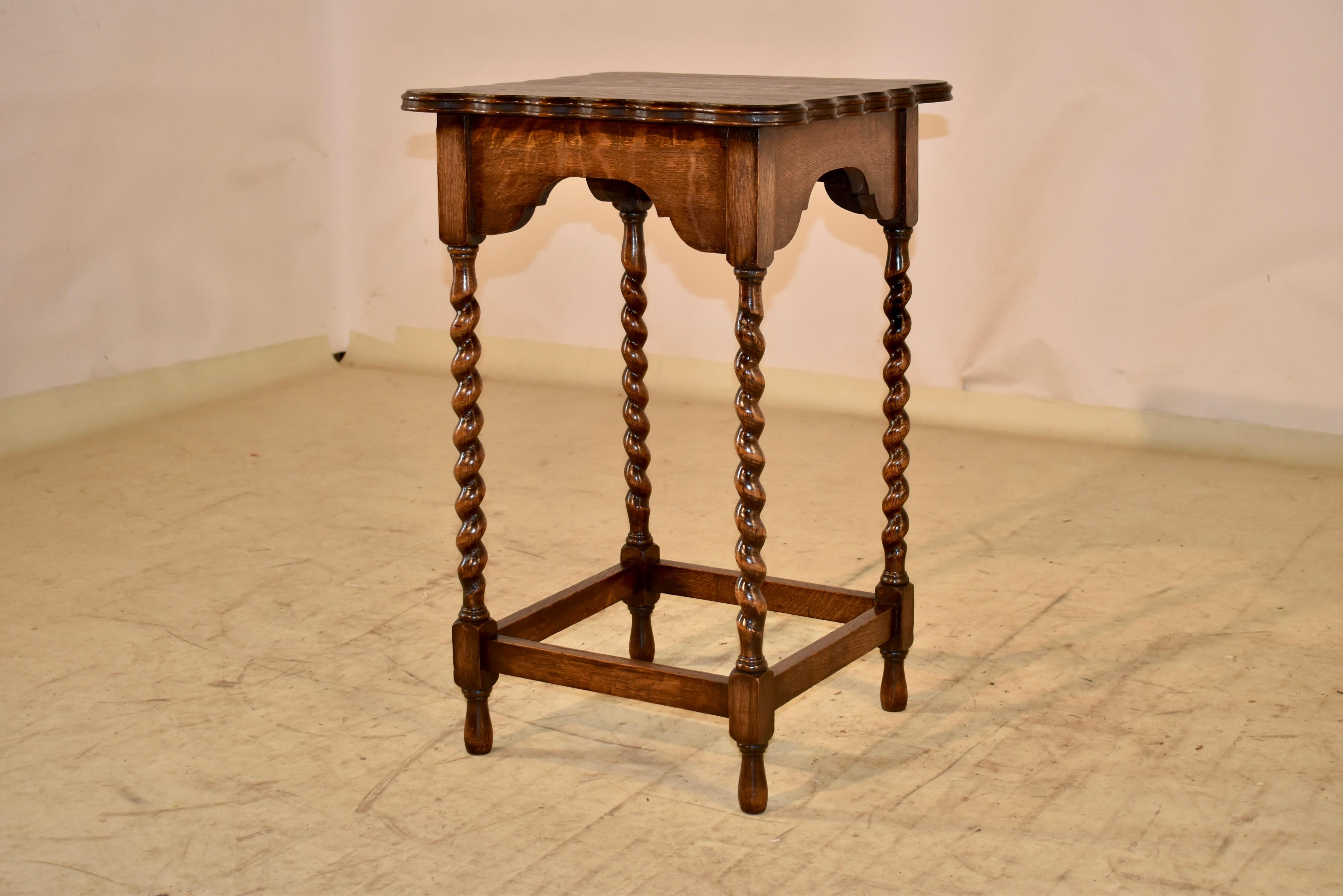 Early 20th Century Edwardian Scalloped Side Table, Circa 1900 For Sale