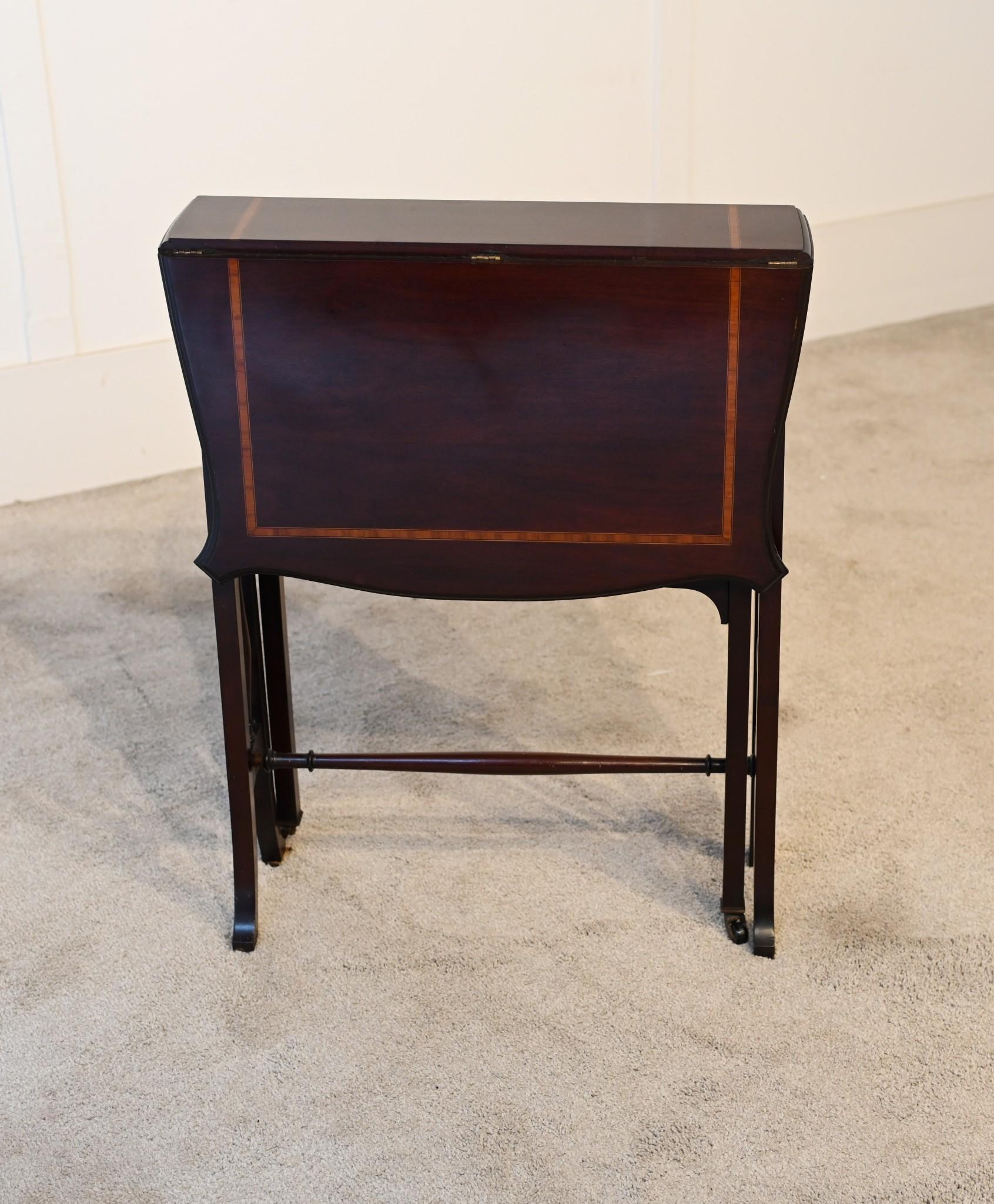 Quirky Edwardian antique cake or serving table
Table features four pull up round stands for the cakes
We date this to 1900 and it has some art nouveau influences to the design
Bought from a private house in London's Holland Park
Hand crafted from
