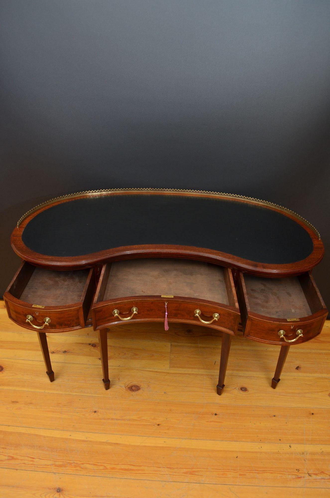 Edwardian Shapland & Petter Mahagoni Niere geformt Schreibtisch c1900 im Angebot 4