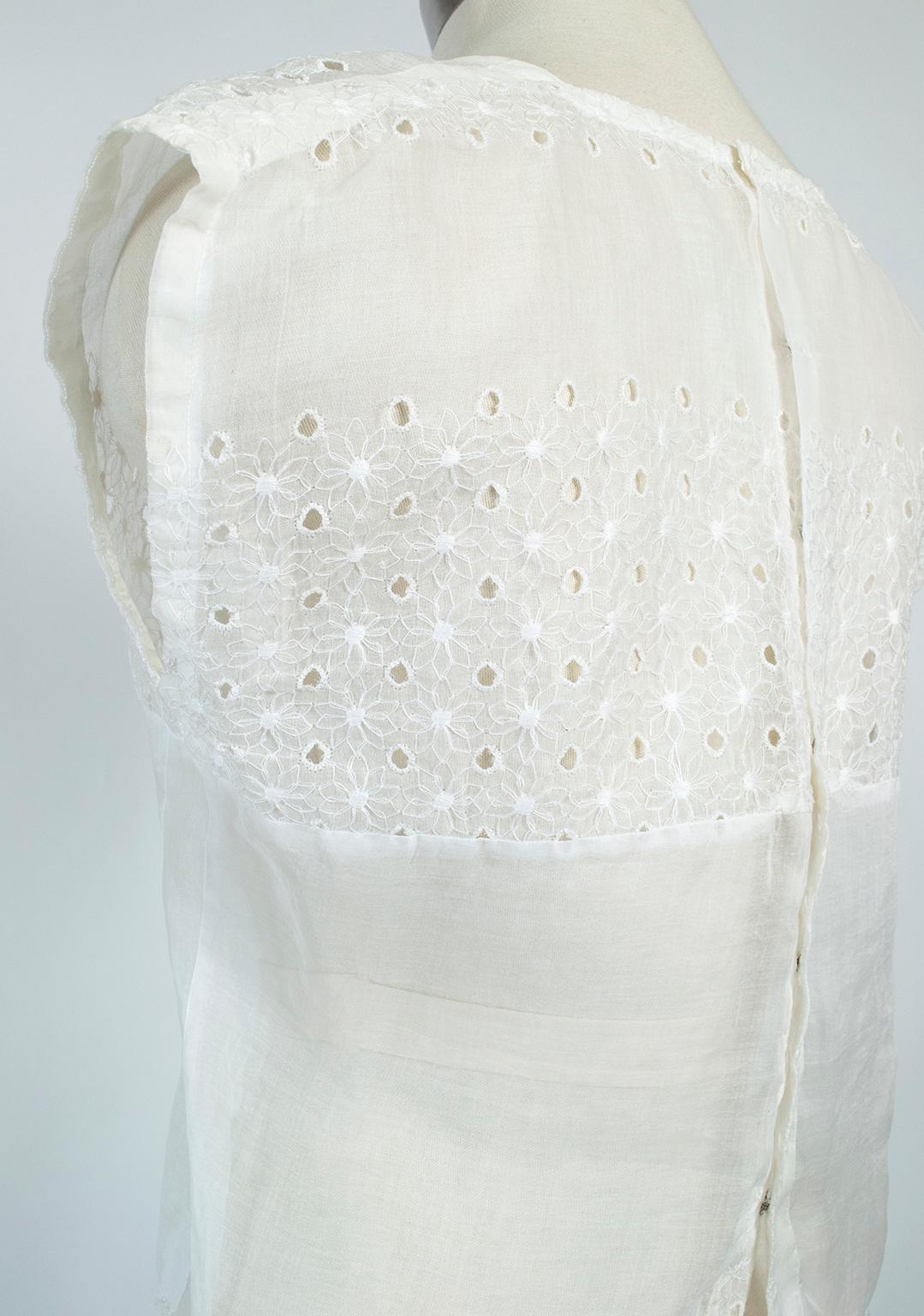 Edwardian Sheer White Organdy Eyelet Cap Sleeve Blouse w Square Neck  – S, 1910s For Sale 3