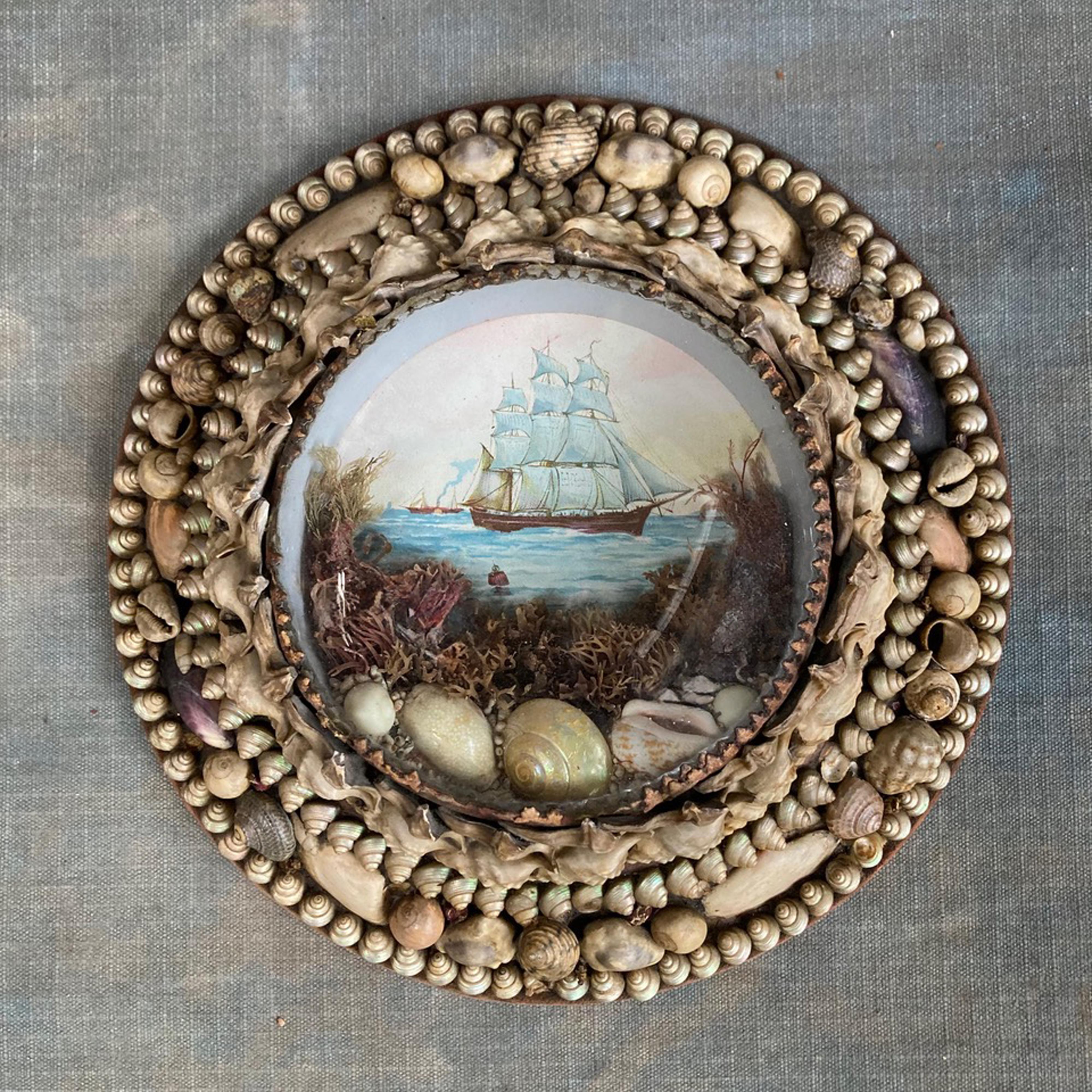 Arte popolare Diorama di una nave da crociera di Valentine in conchiglia di epoca edoardiana