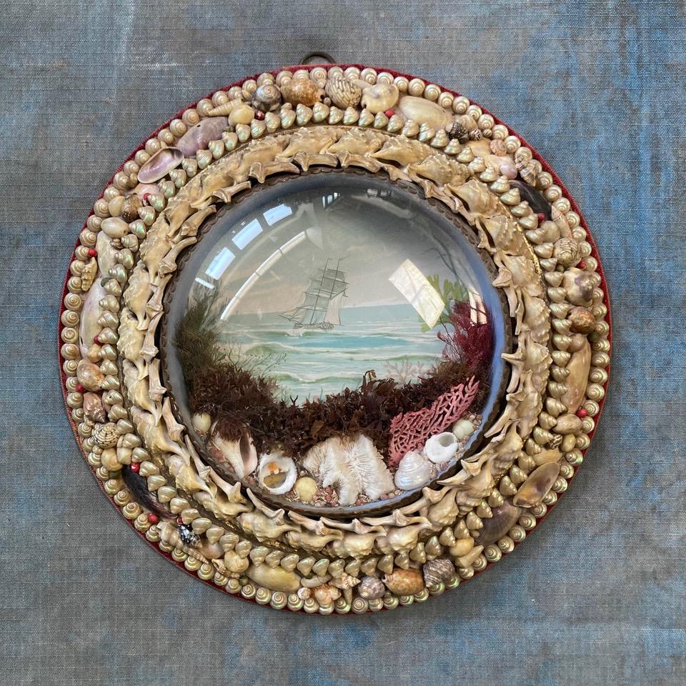 Edwardian Shellwork Valentine Diorama eines Schiffes (Volkskunst) im Angebot