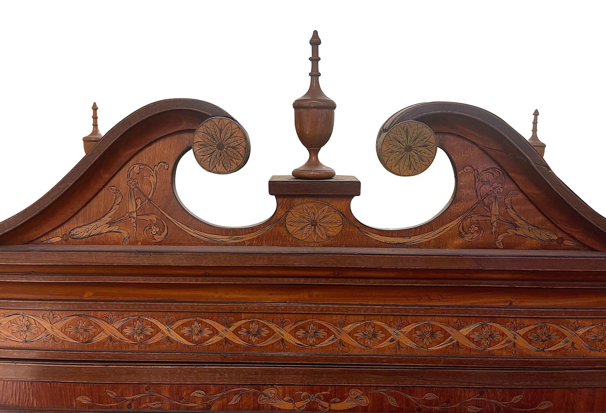 Inlay Edwardian Sheraton revival display cabinet, circa 1900 For Sale