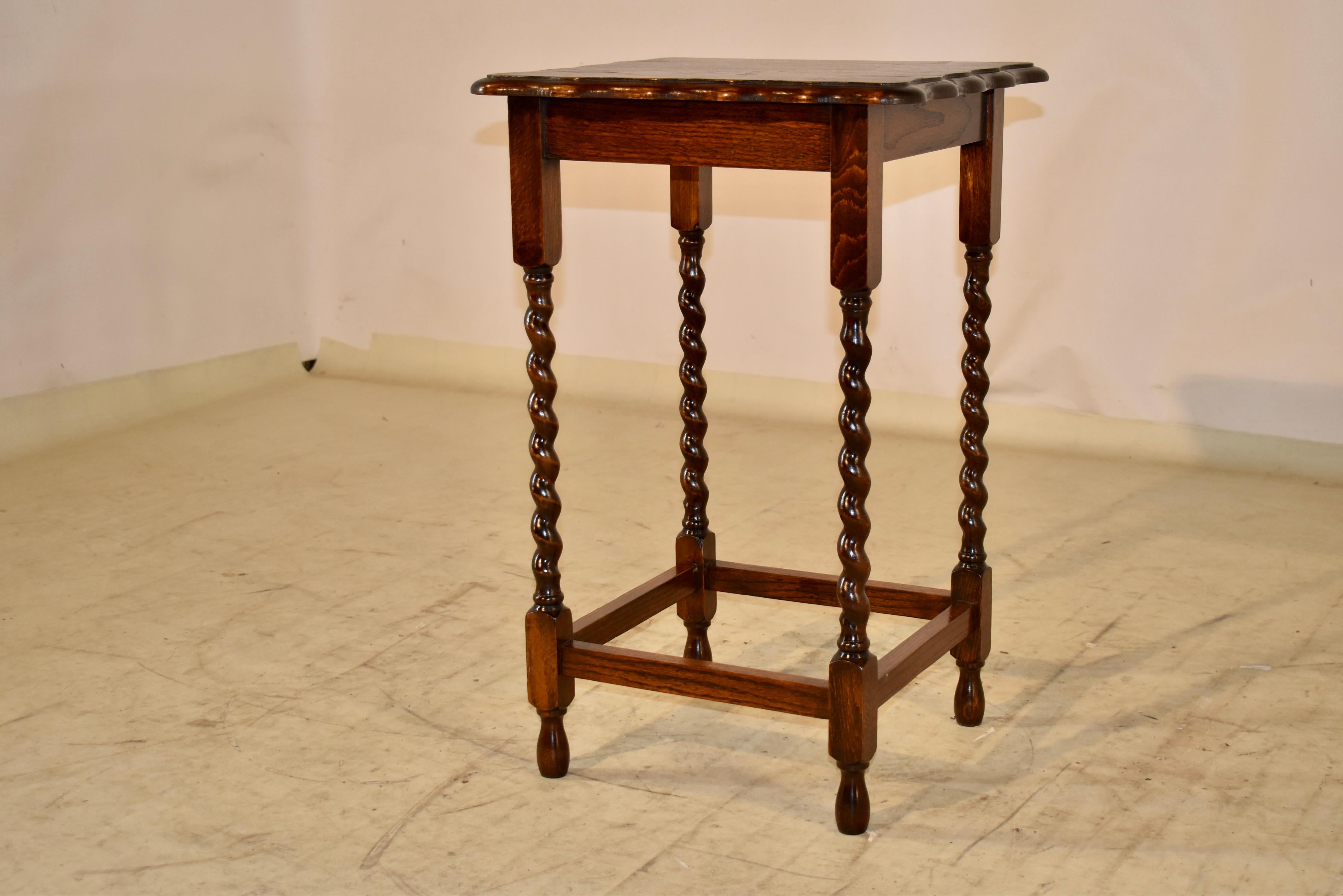 Edwardian Side Table, circa 1900 In Good Condition For Sale In High Point, NC