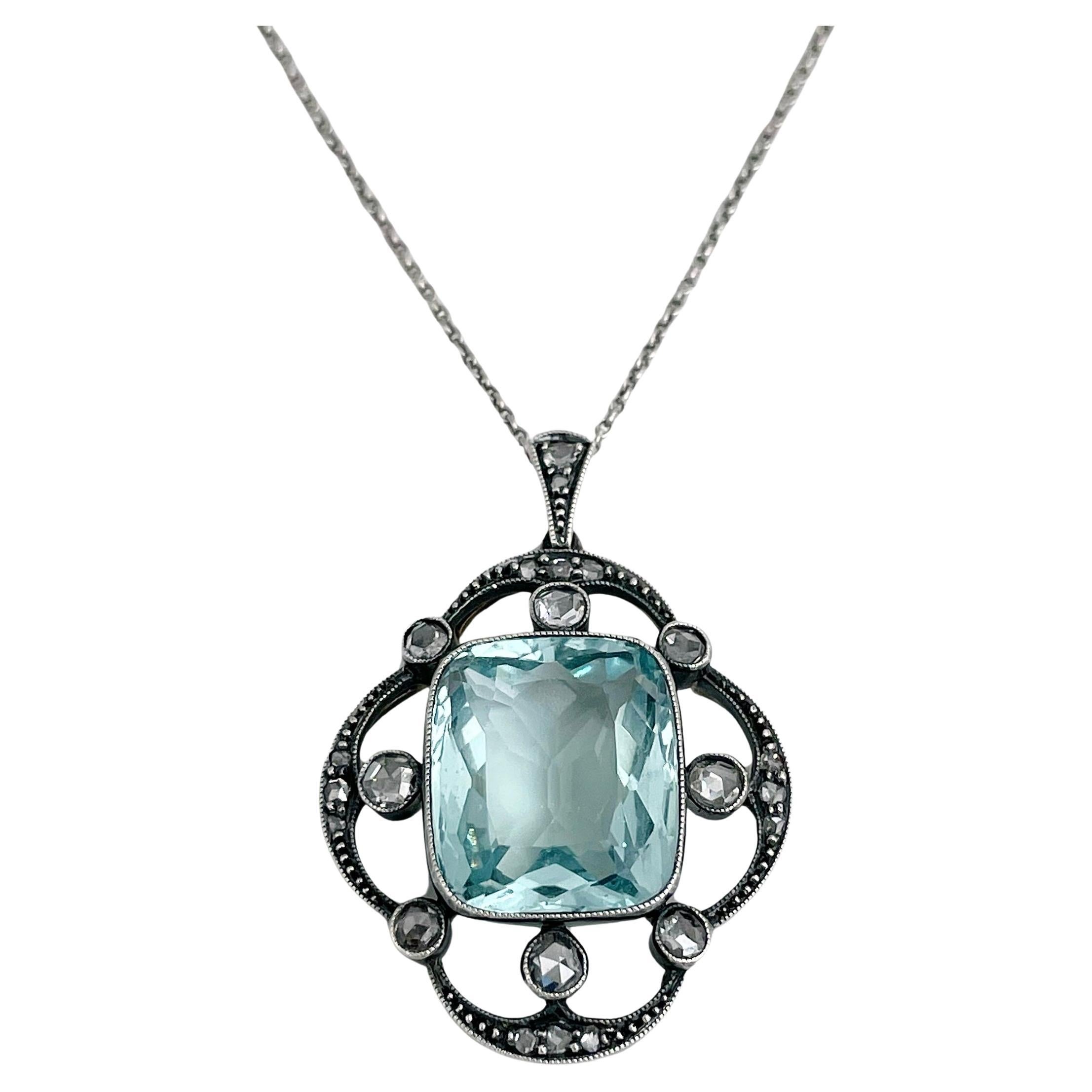 Collier pendentif en argent de style édouardien avec aigue-marine de 9,00 carats et diamant de 0,65 carat