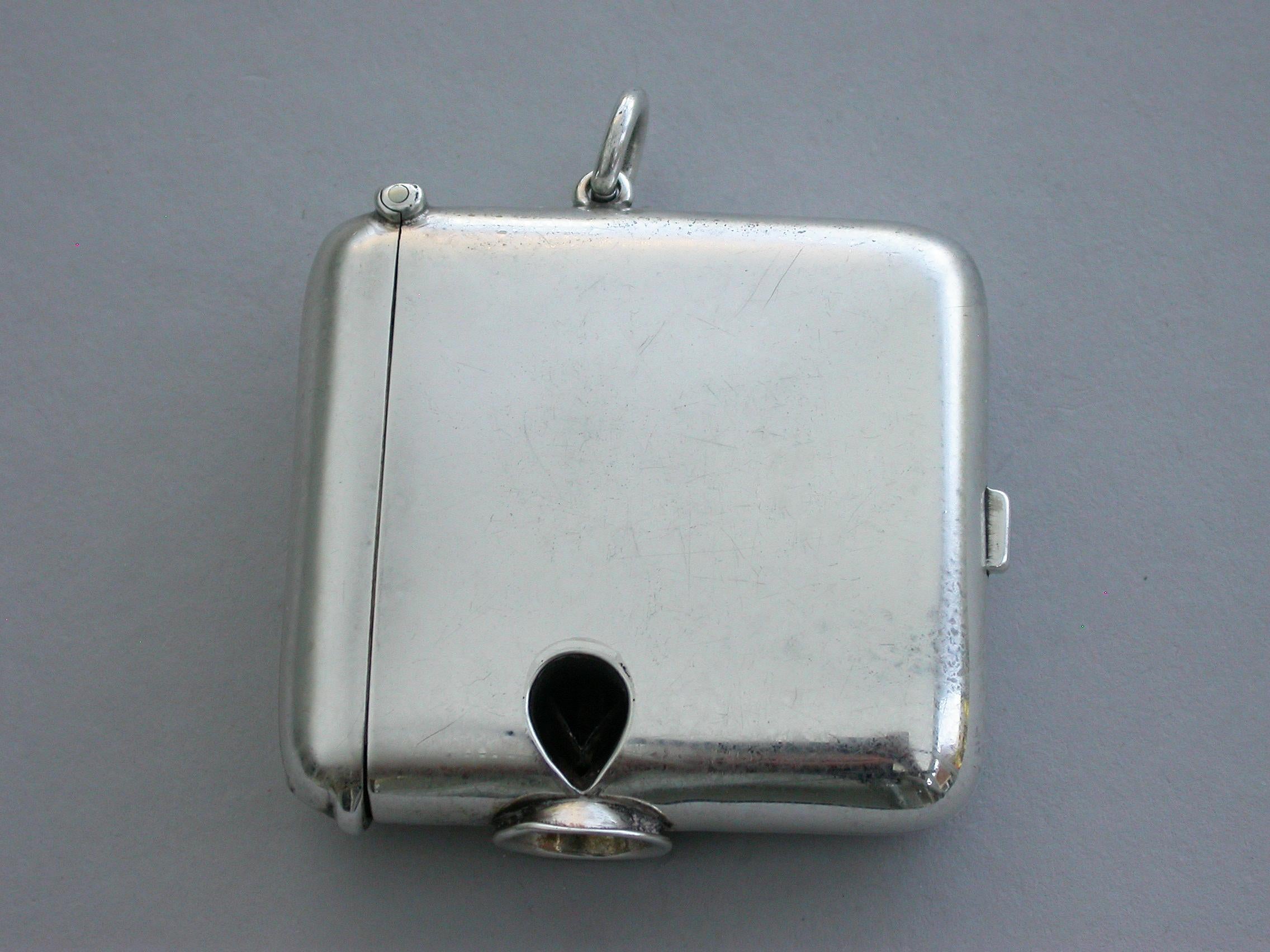 Edwardian Silver Combination Vesta Case/Sovereign Case/Cheroot Cutter 1901 7