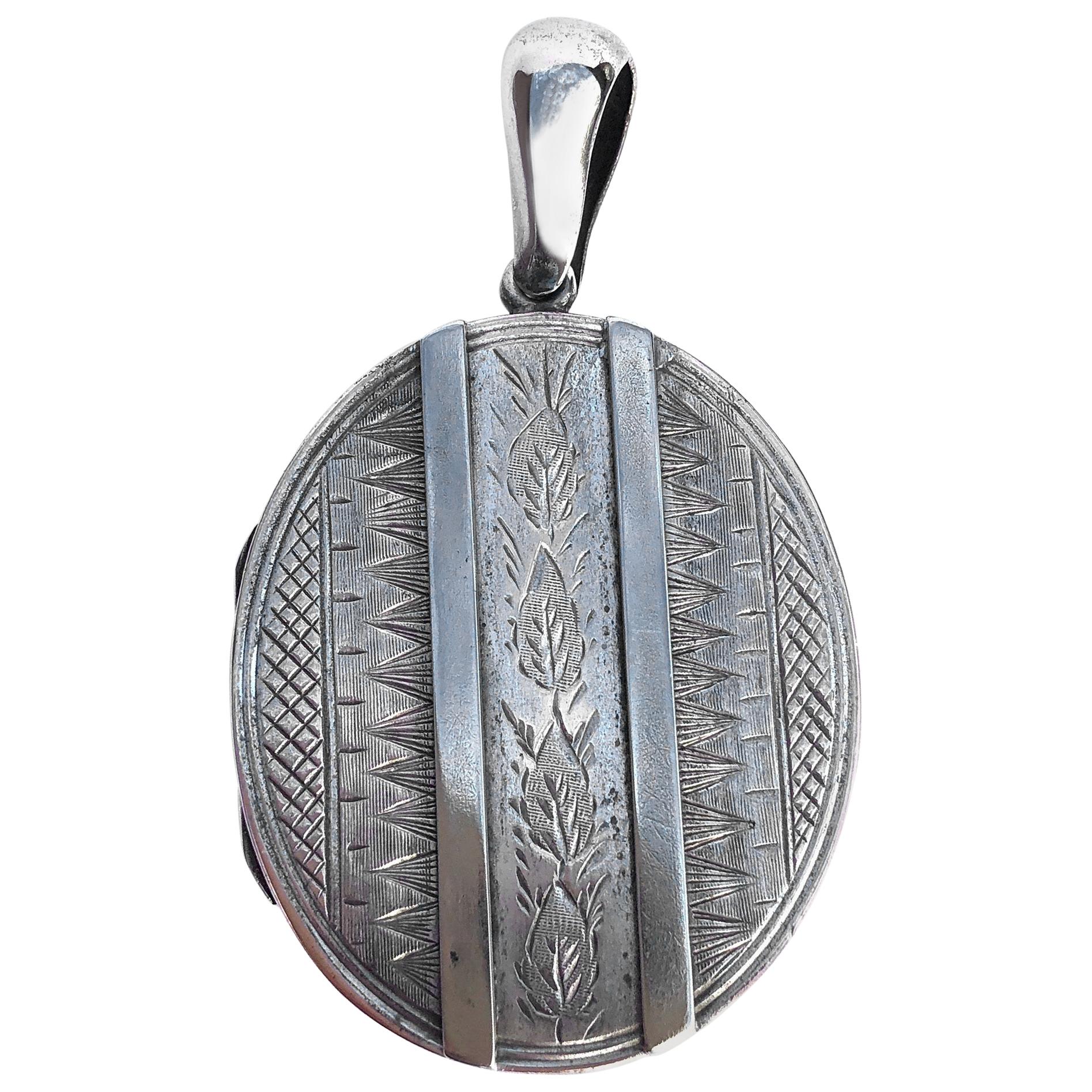 Edwardian Silver Decorative Locket