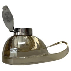 Tintero eduardiano con tapa de jockey de cristal tallado Hukin and Heath montado en plata c1908