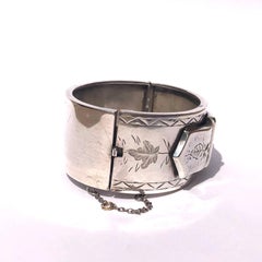 Pulsera de plata eduardiana con hebilla ornamentada