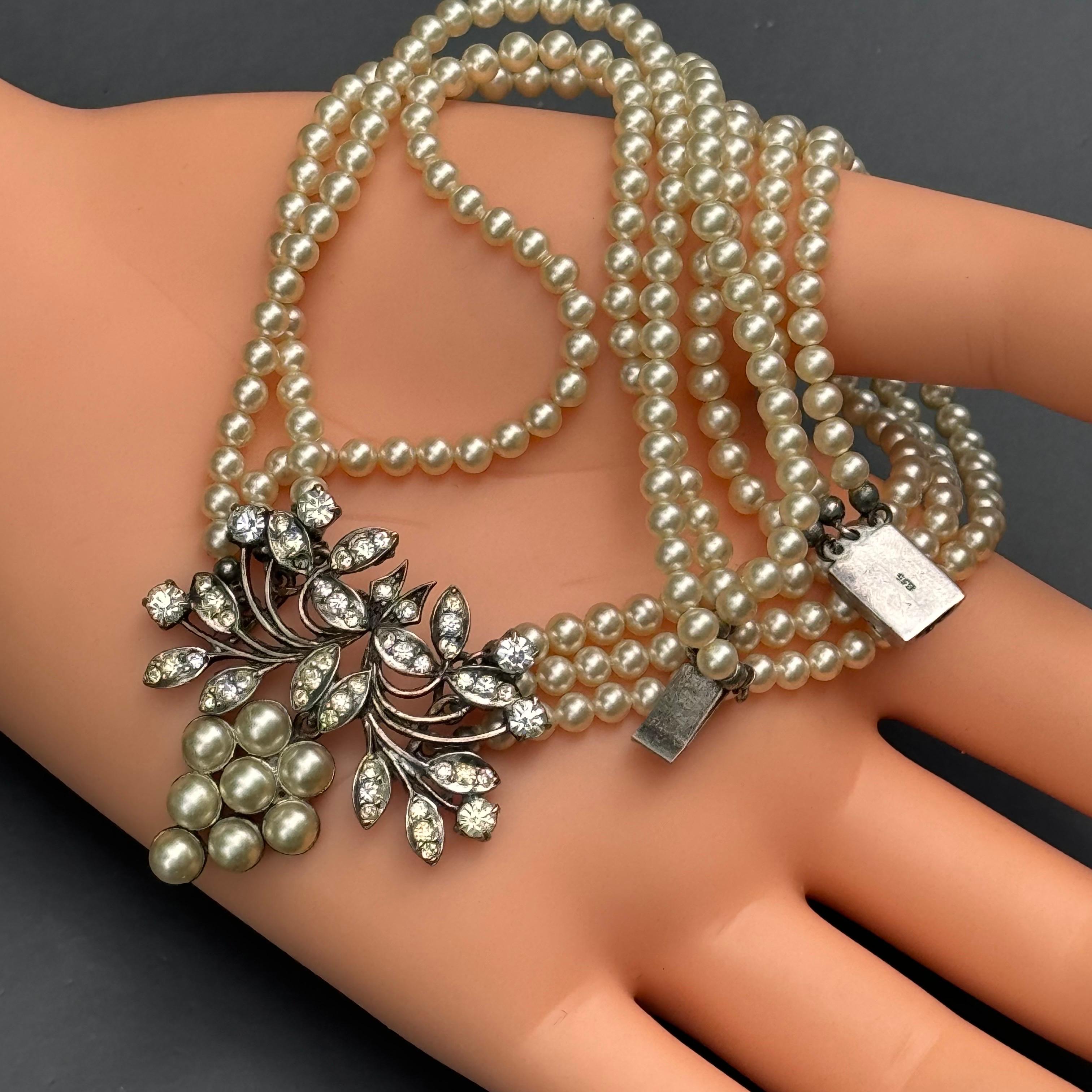 Edwardian silver paste stones, faux  pearls pendant Necklace French. For Sale 8