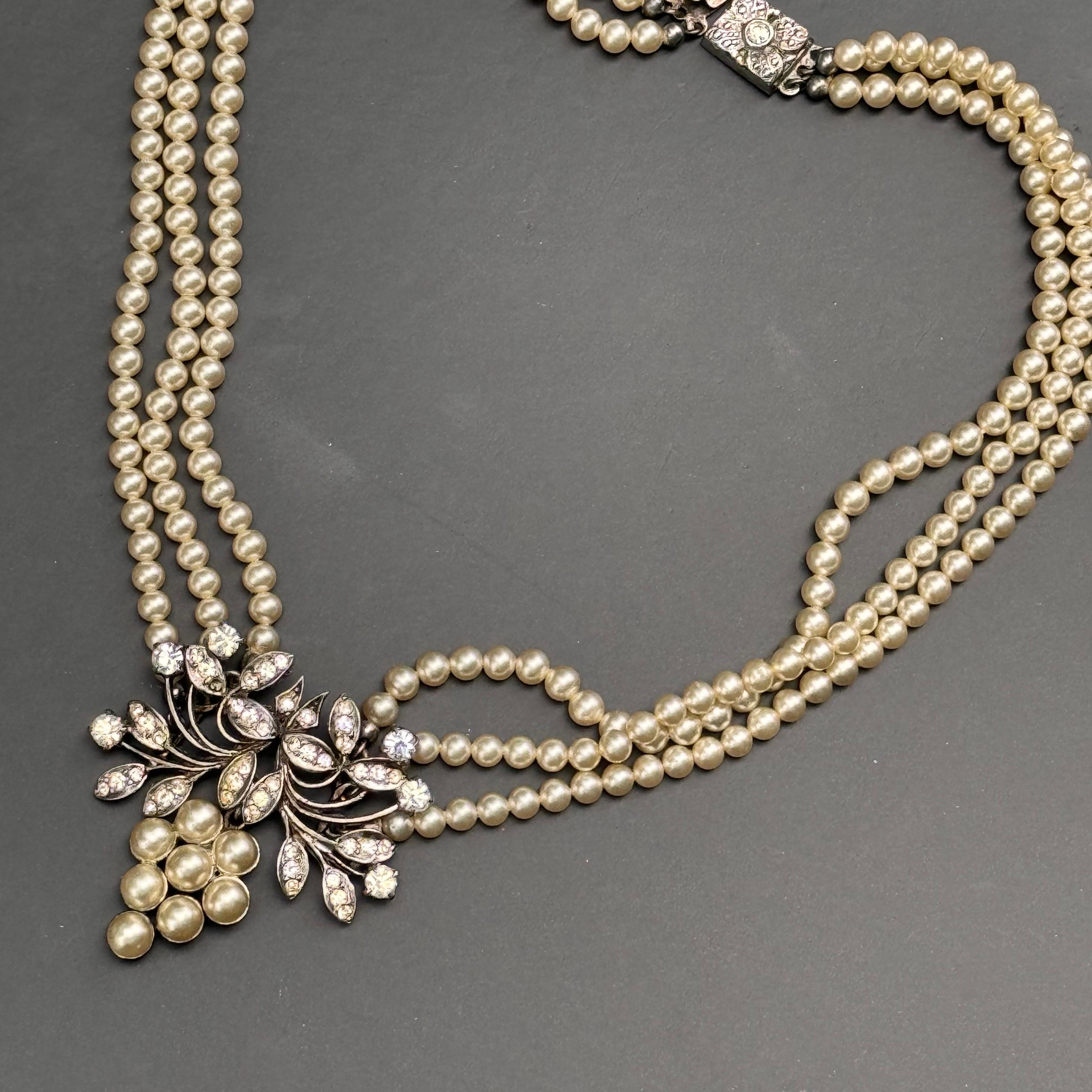 Women's Edwardian silver paste stones, faux  pearls pendant Necklace French. For Sale