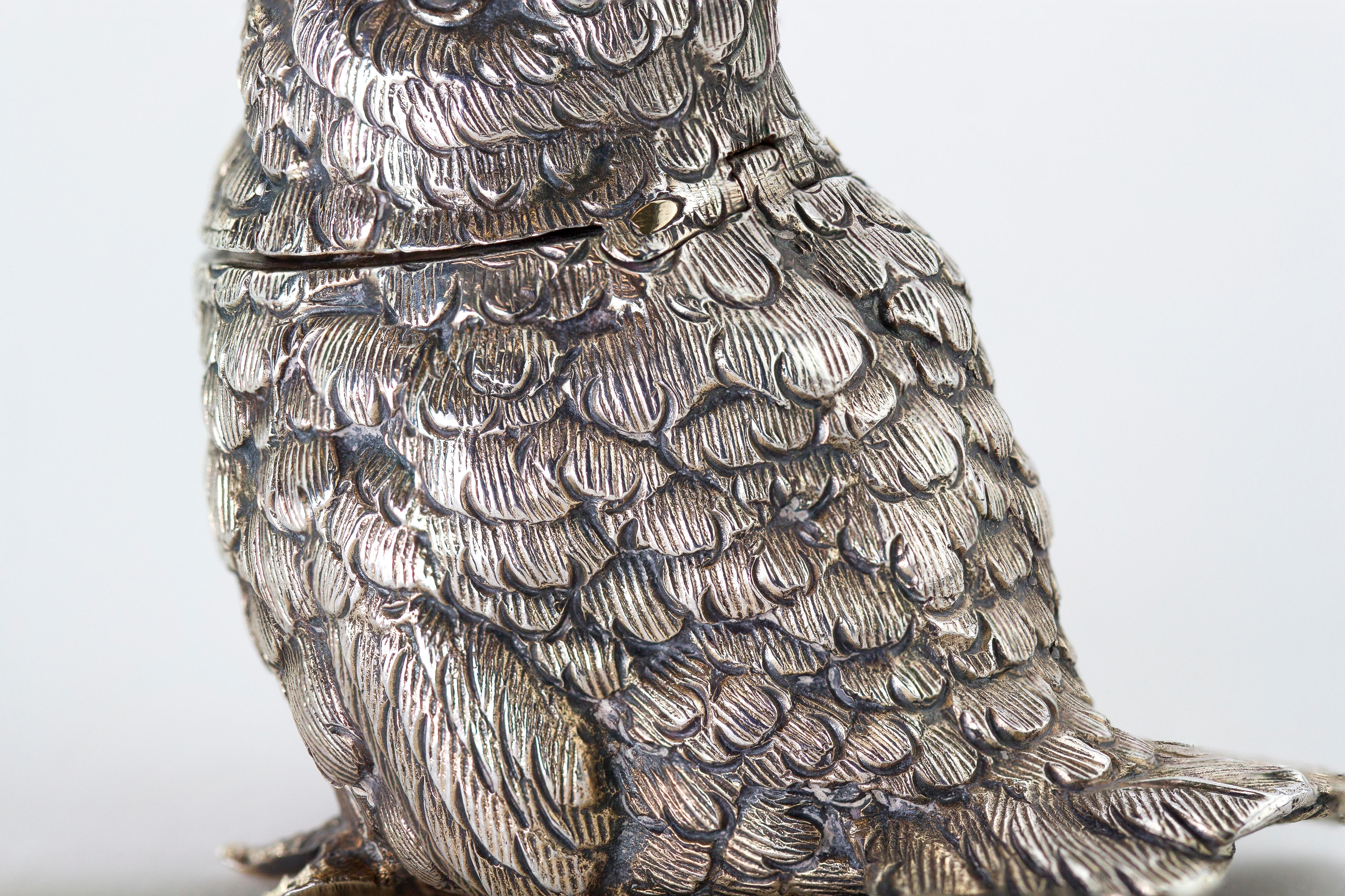 Edwardian Silver Perfume Bottle Scent Holder in a Shape of a Bird, 1905 4