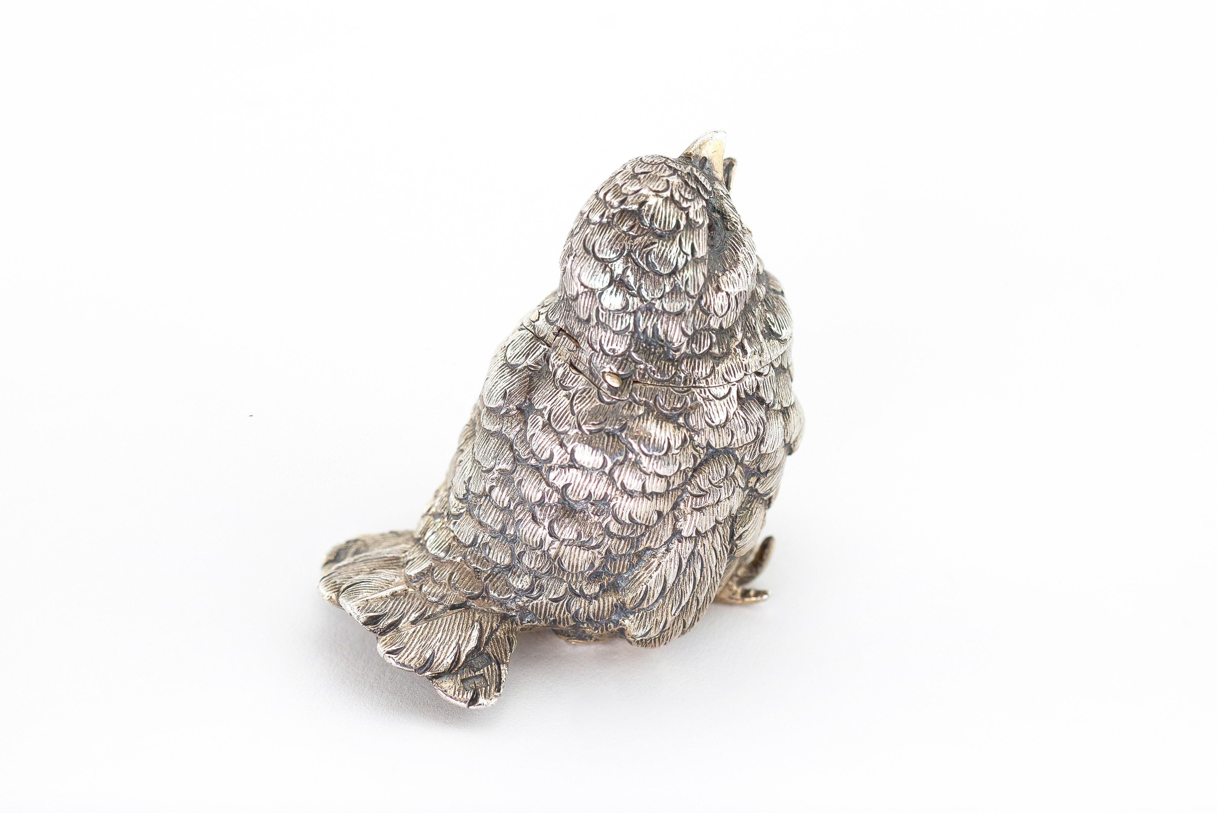 British Edwardian Silver Perfume Bottle Scent Holder in a Shape of a Bird, 1905 For Sale