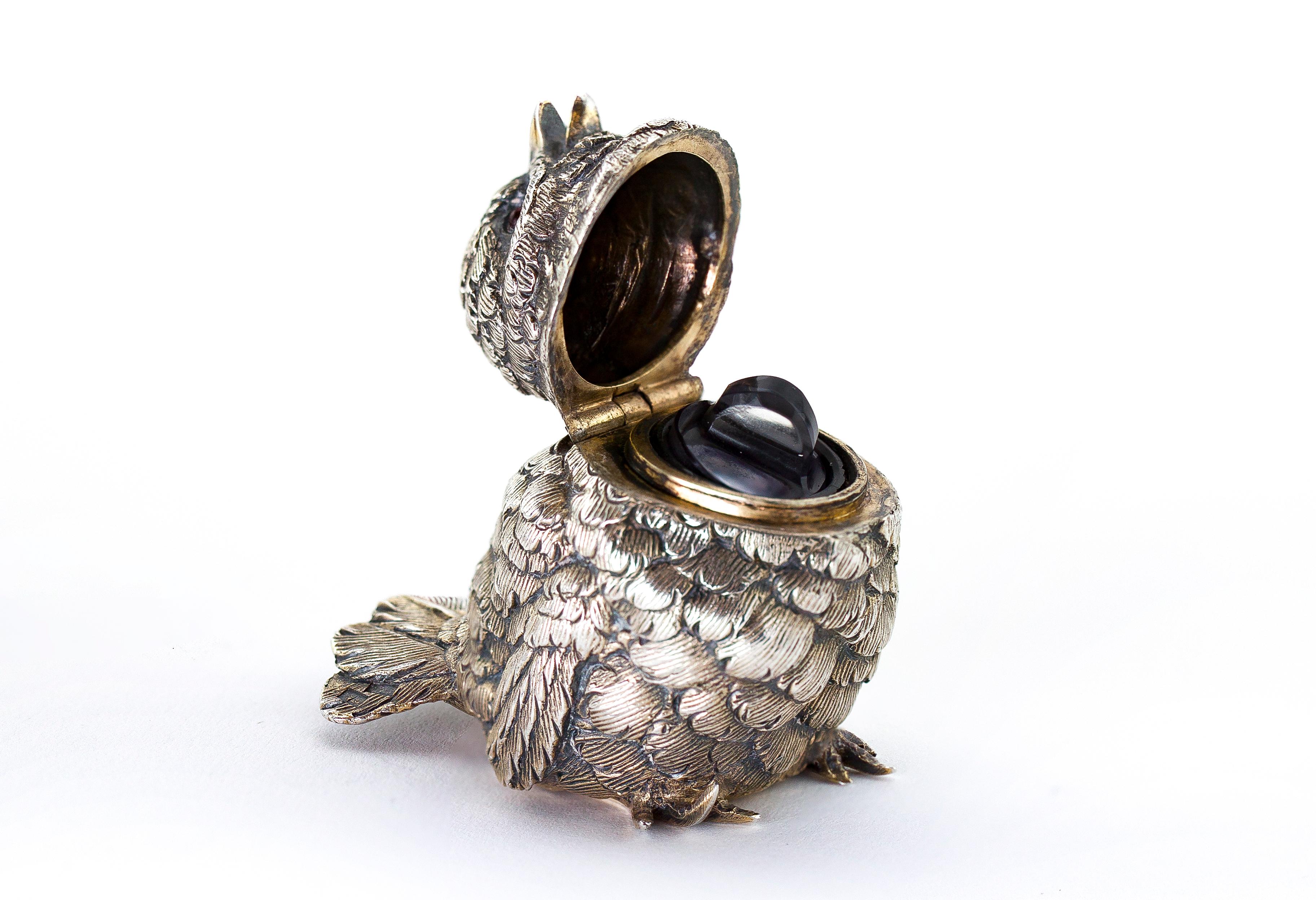 Edwardian Silver Perfume Bottle Scent Holder in a Shape of a Bird, 1905 For Sale 1