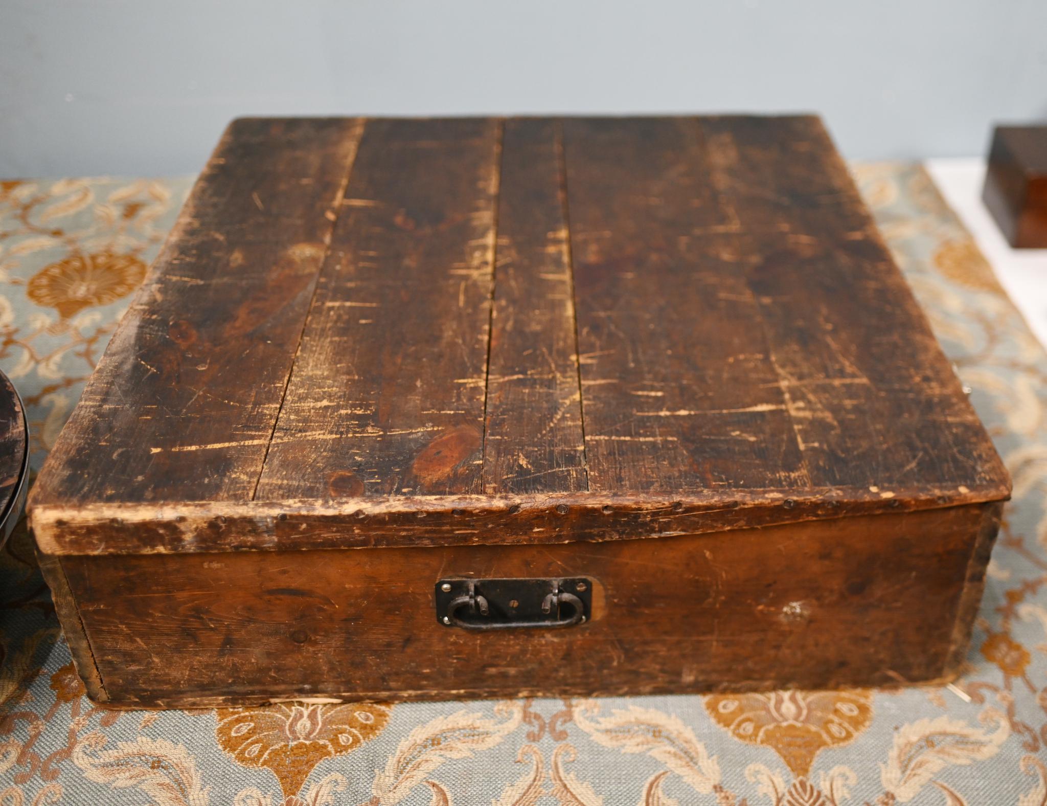 Edwardian Silver Plate Cake Stand Display Plateau Wedding Platter 1910 en vente 8