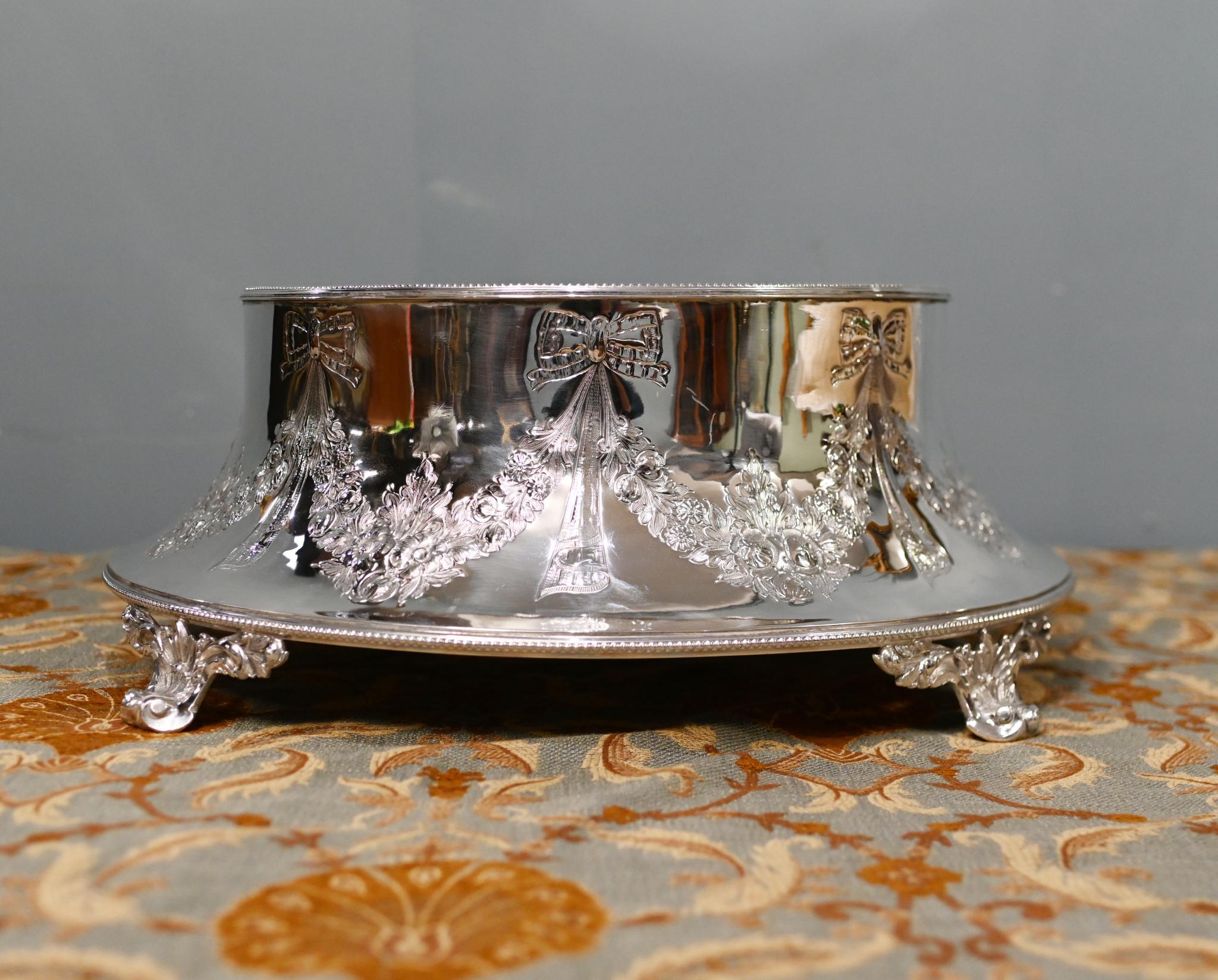 Alzata per torte in argento di epoca edoardiana Sheffield Mappin & Webb in vendita 4