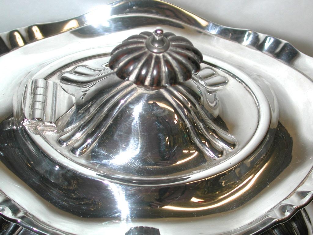 English Edwardian Silver Teapot on 4 Ball Feet, 1906