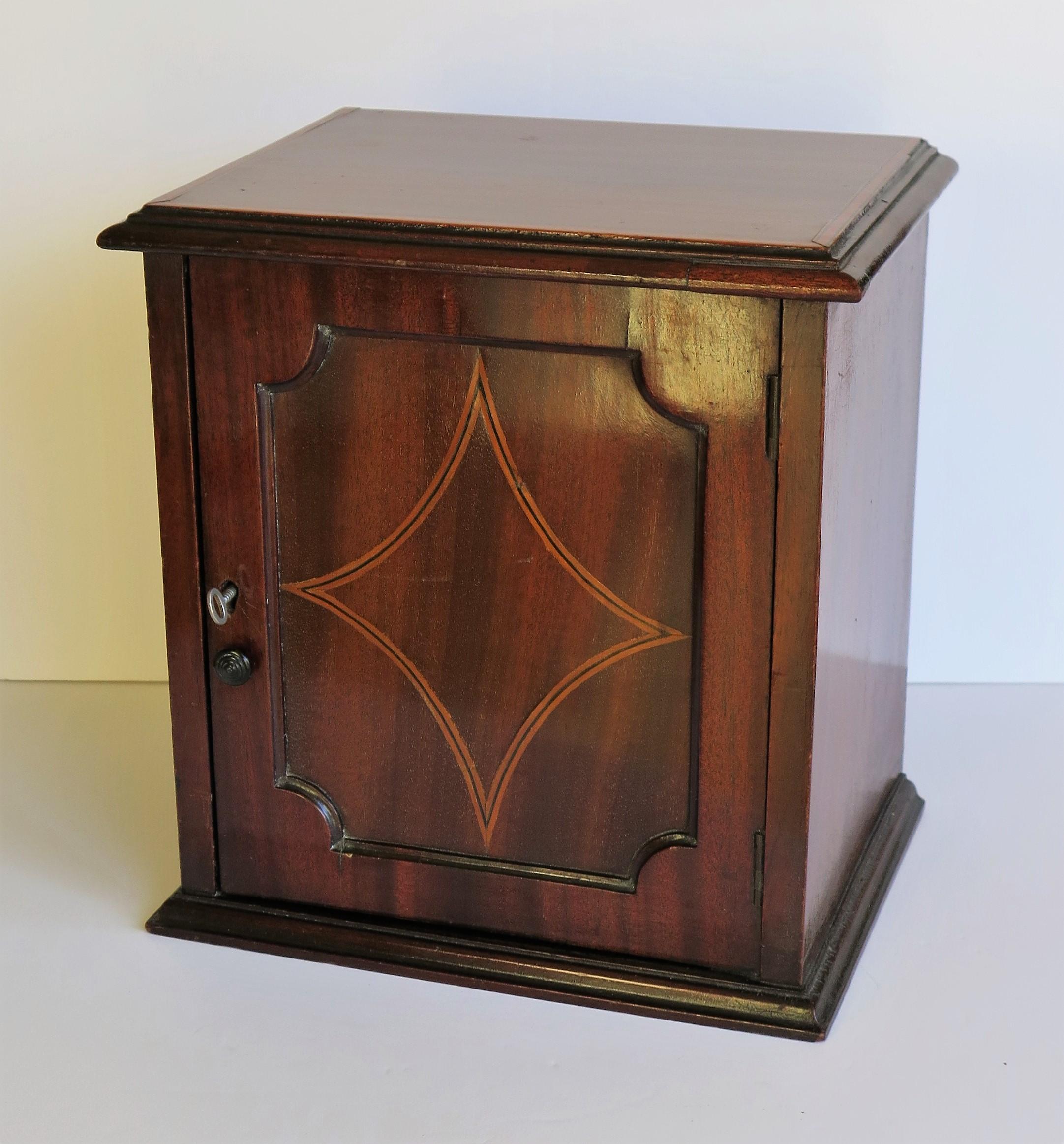 Edwardian Small Table Cabinet or Inlaid Box Lockable with Key, Ca.1905  6