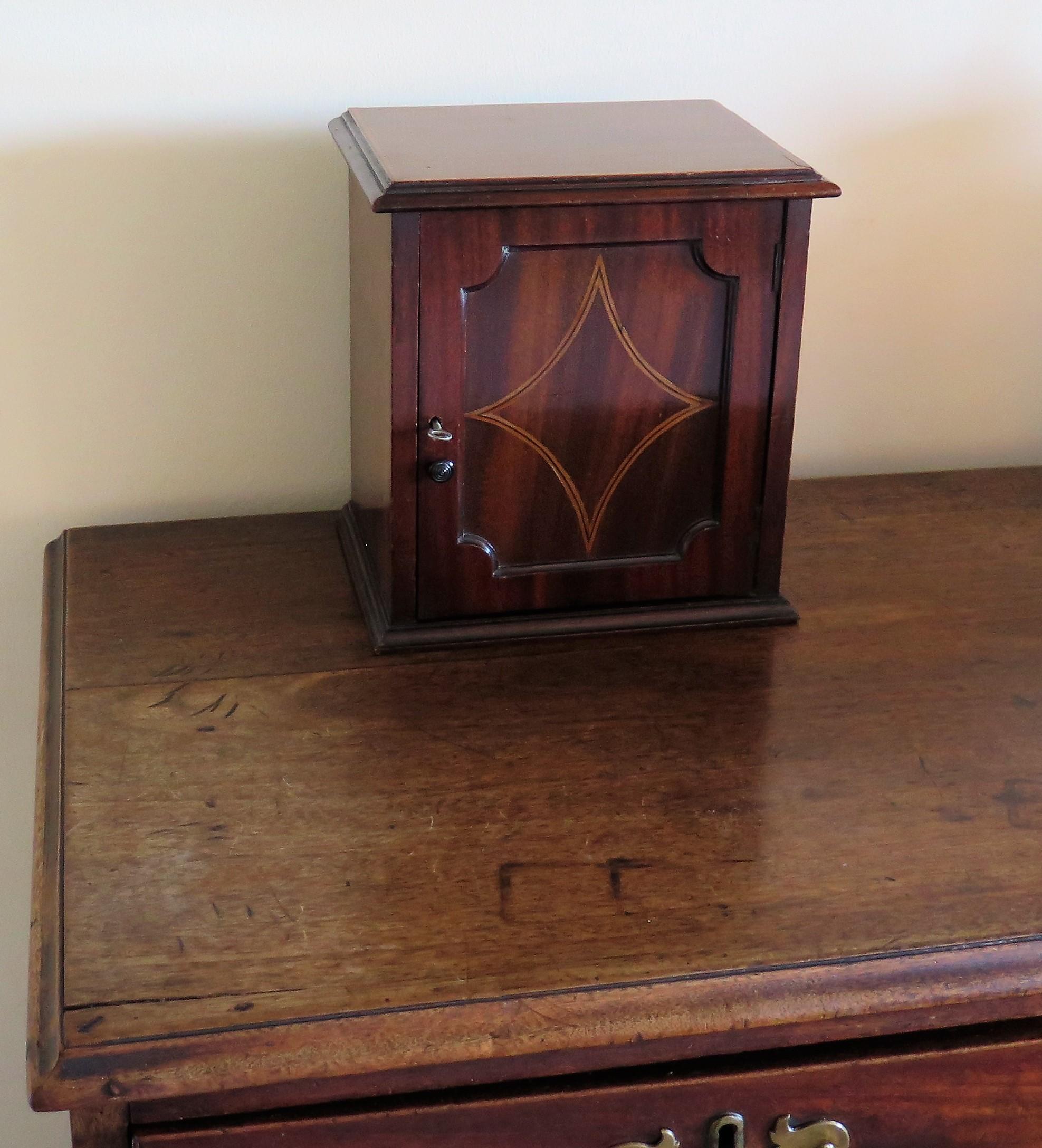 Edwardian Small Table Cabinet or Inlaid Box Lockable with Key, Ca.1905  9